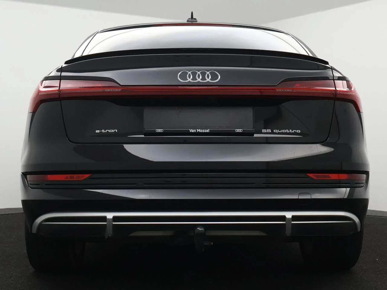 Audi-e-tron-image-5