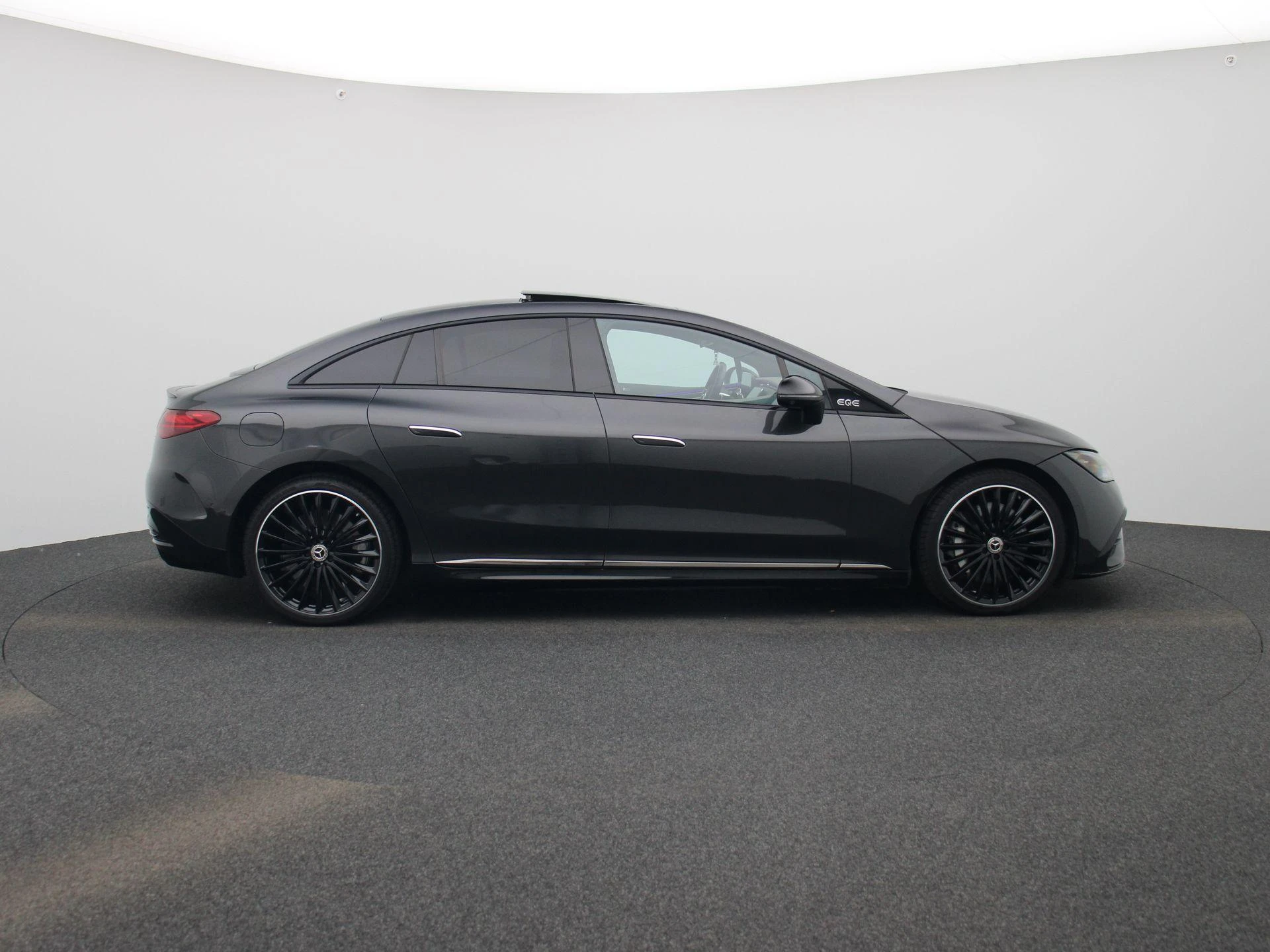 Mercedes-Benz EQE 350 4MATIC AMG Line