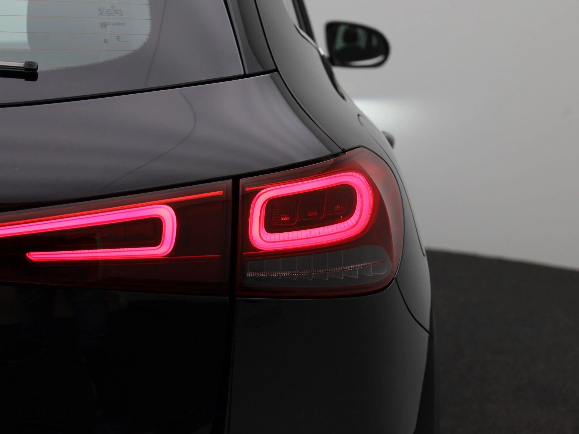 Mercedes-Benz-EQA-image-41