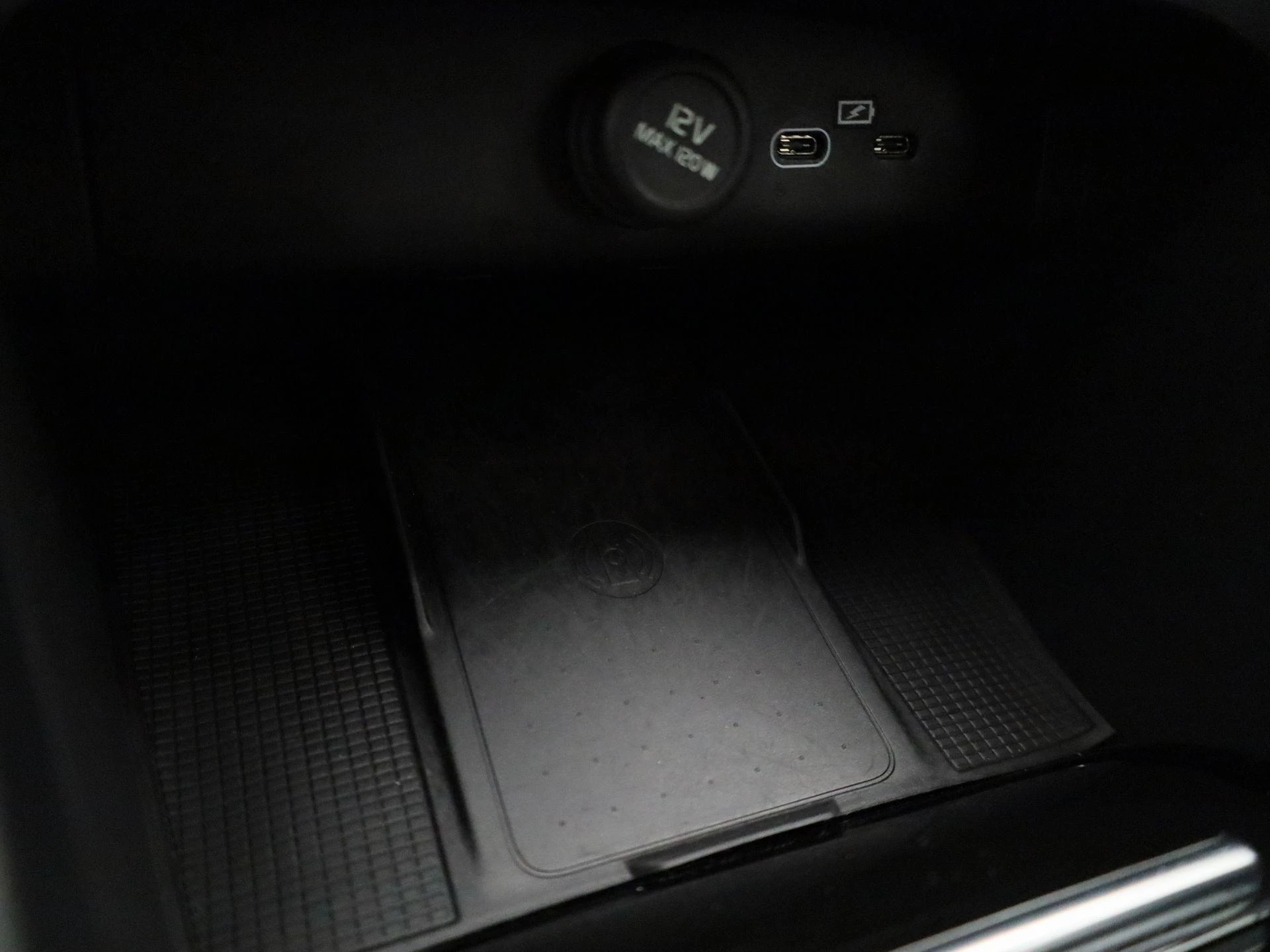 Volvo-XC40-image-26