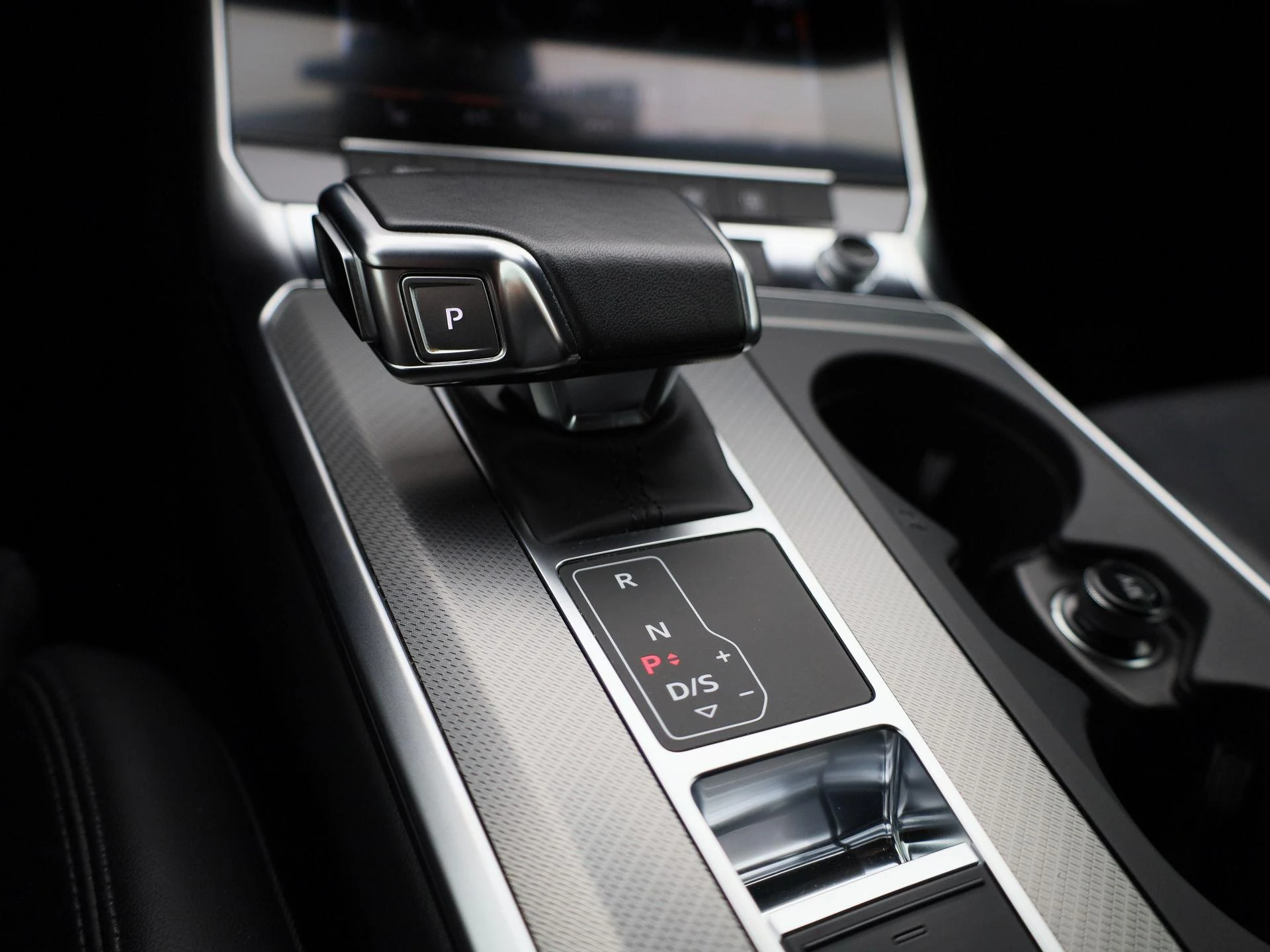 Audi-A6-image-20