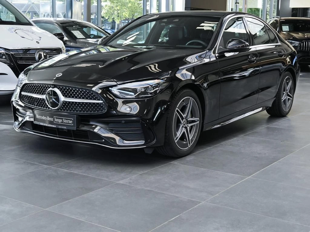 Mercedes-Benz-C-Klasse 300-image-7