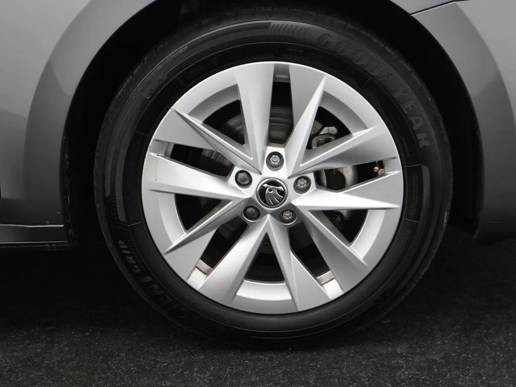 Škoda-Octavia-image-11