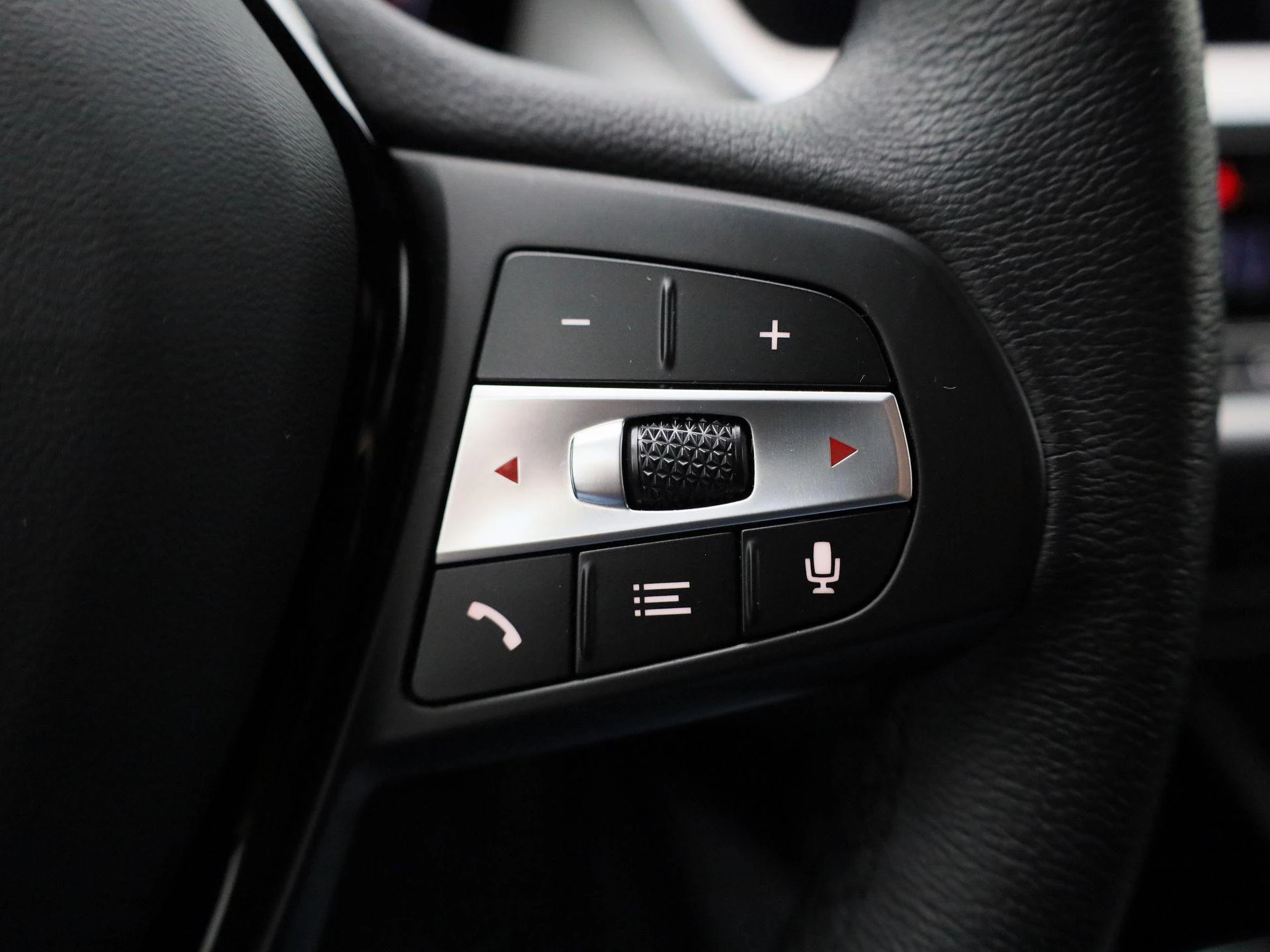 BMW 1 Reeks Hatch 116iA (80 kW)