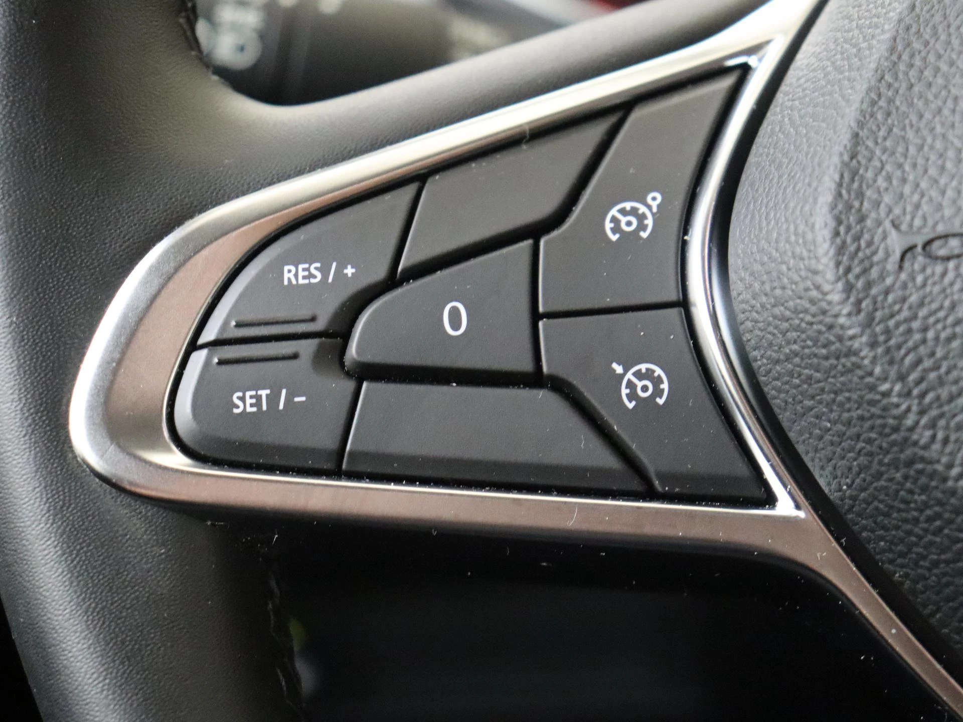 Renault-Captur-image-16