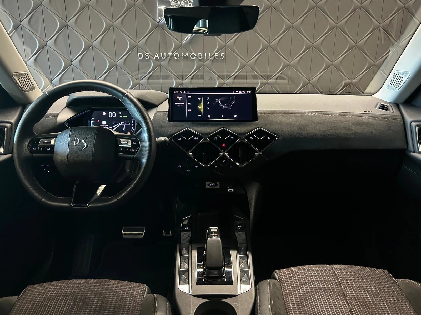 DS DS 3 E-Tense Performance Line+ 54 kWh