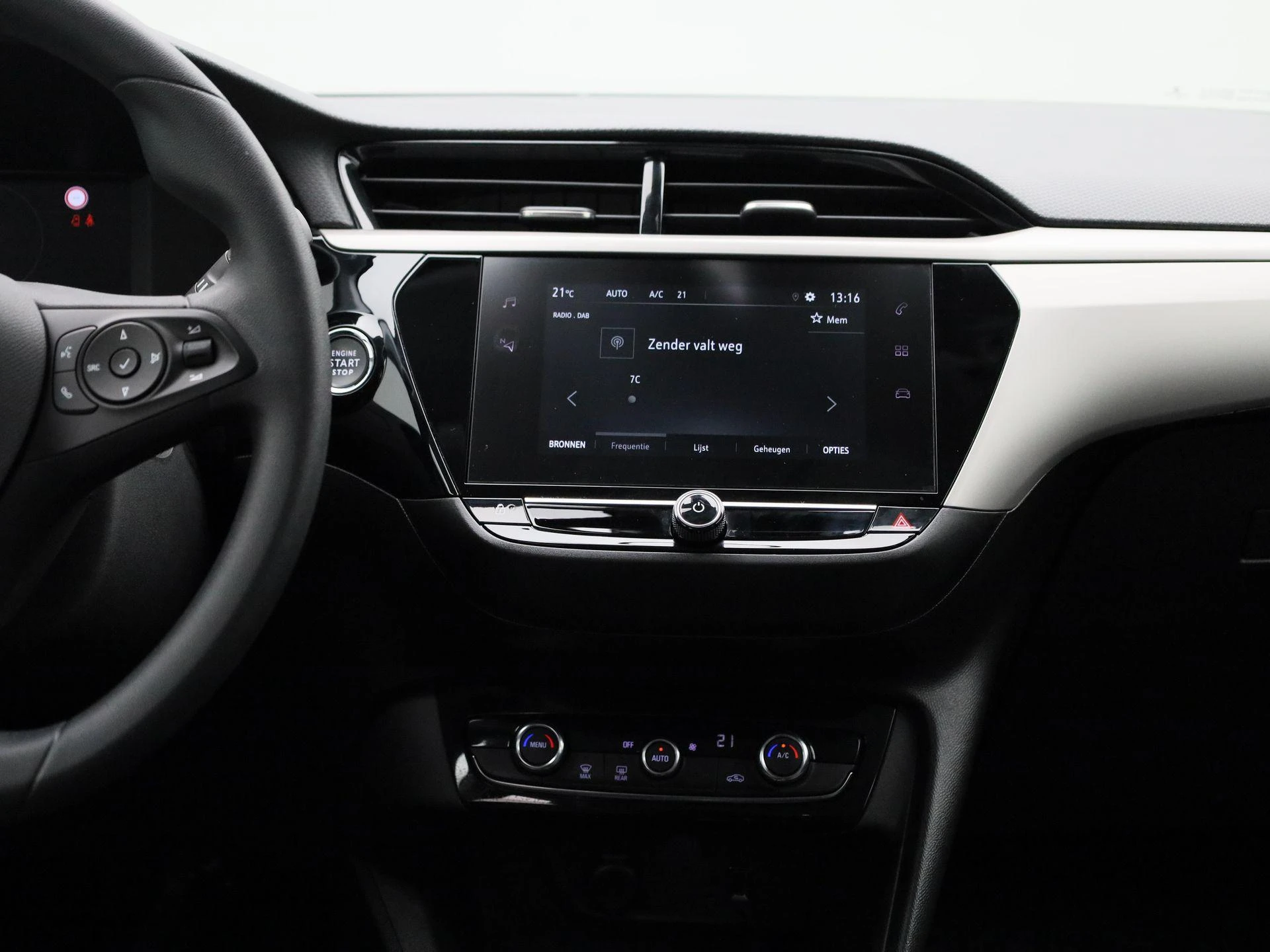 Opel-Corsa-e-image-8