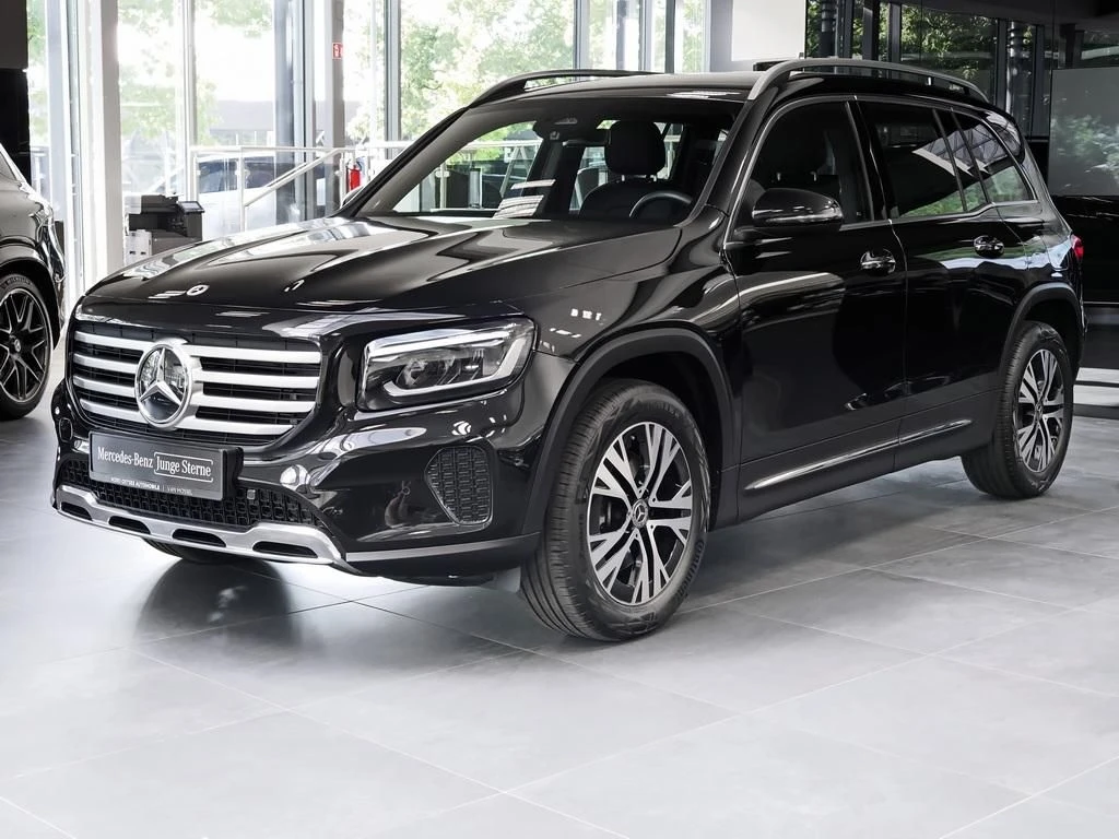 Mercedes-Benz-GLB 200 d-image-7