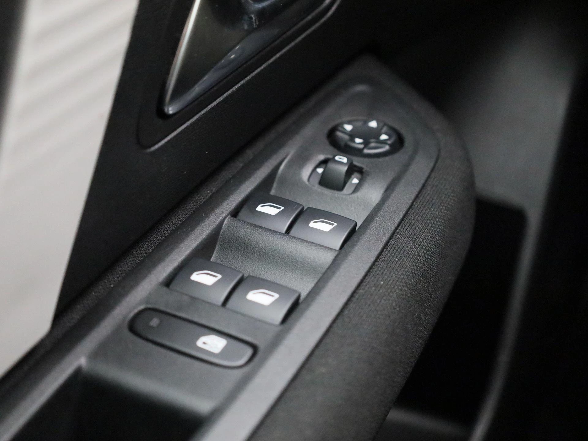 Citroën-C4-image-25