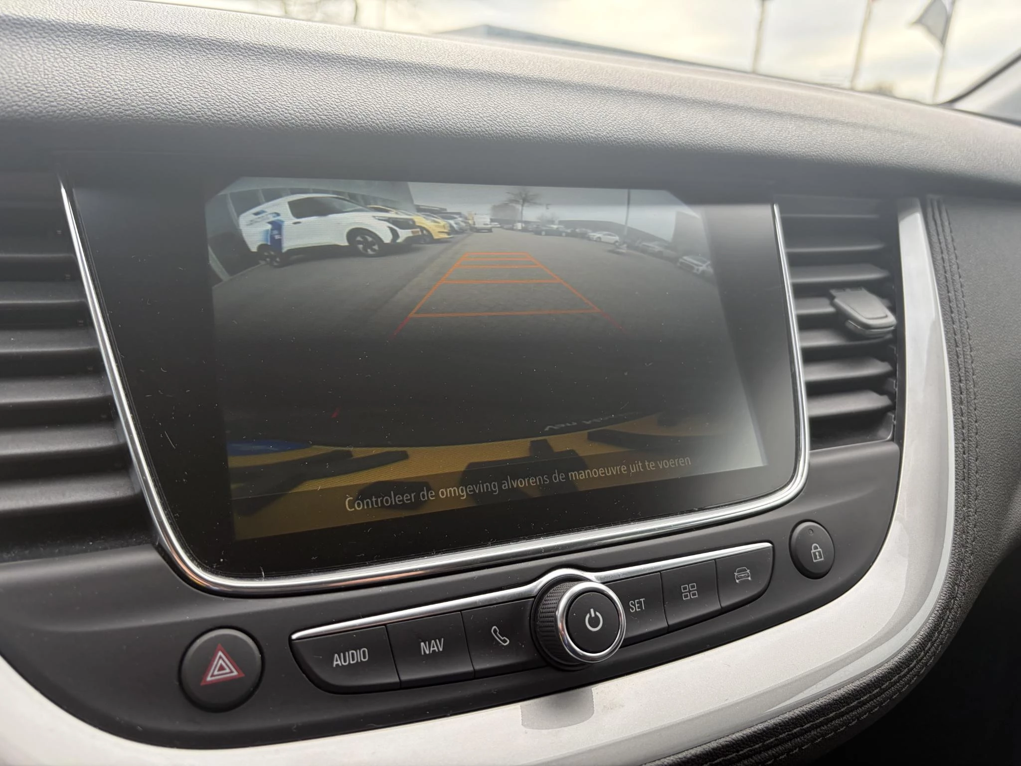 Opel-Grandland X-image-18