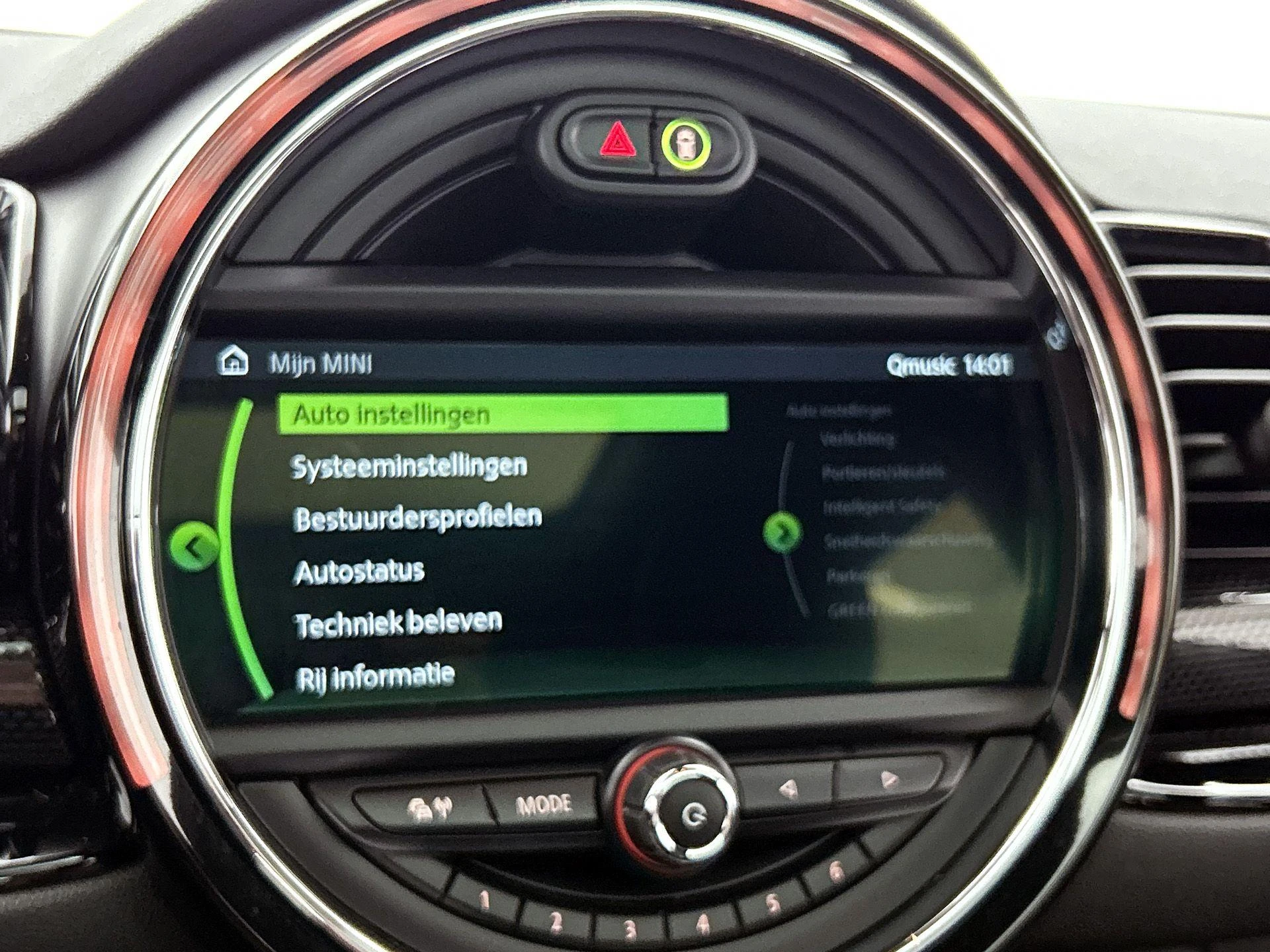 MINI-Clubman-image-11