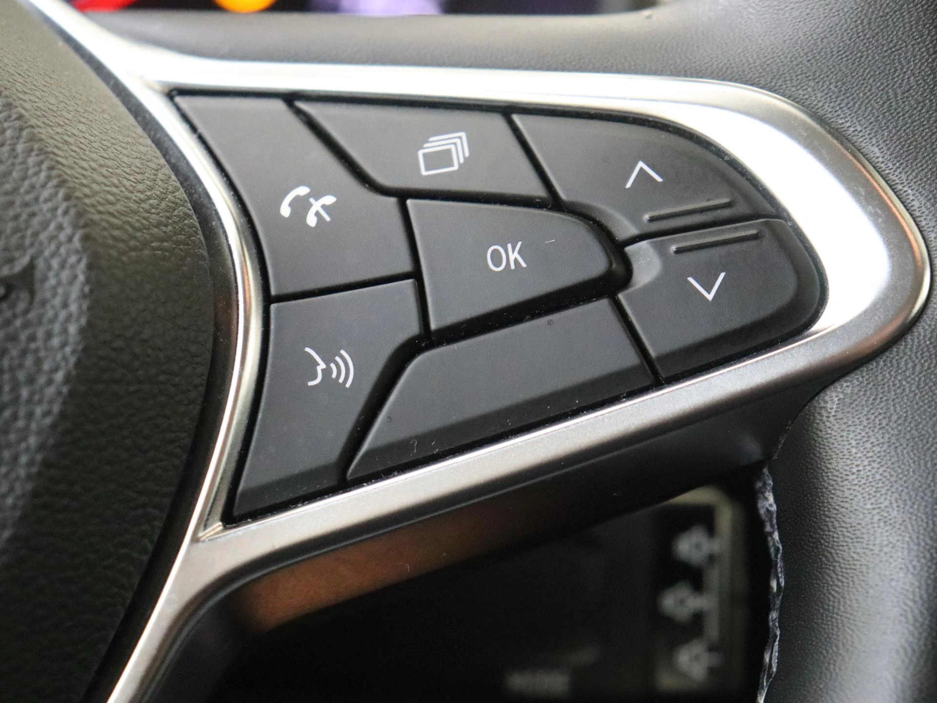 Renault-Captur-image-12