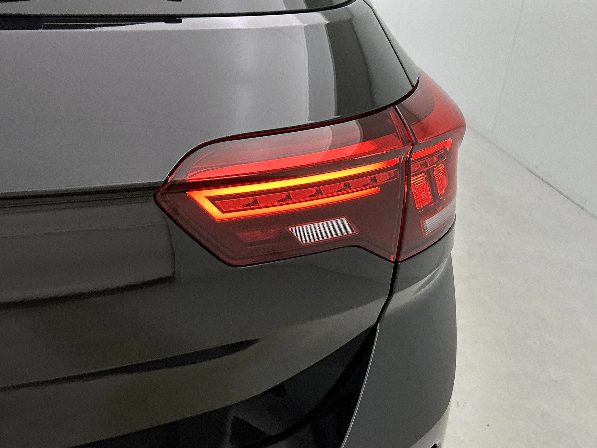 Volkswagen T-Roc 1.5 TSI R-Line | 150 PK |