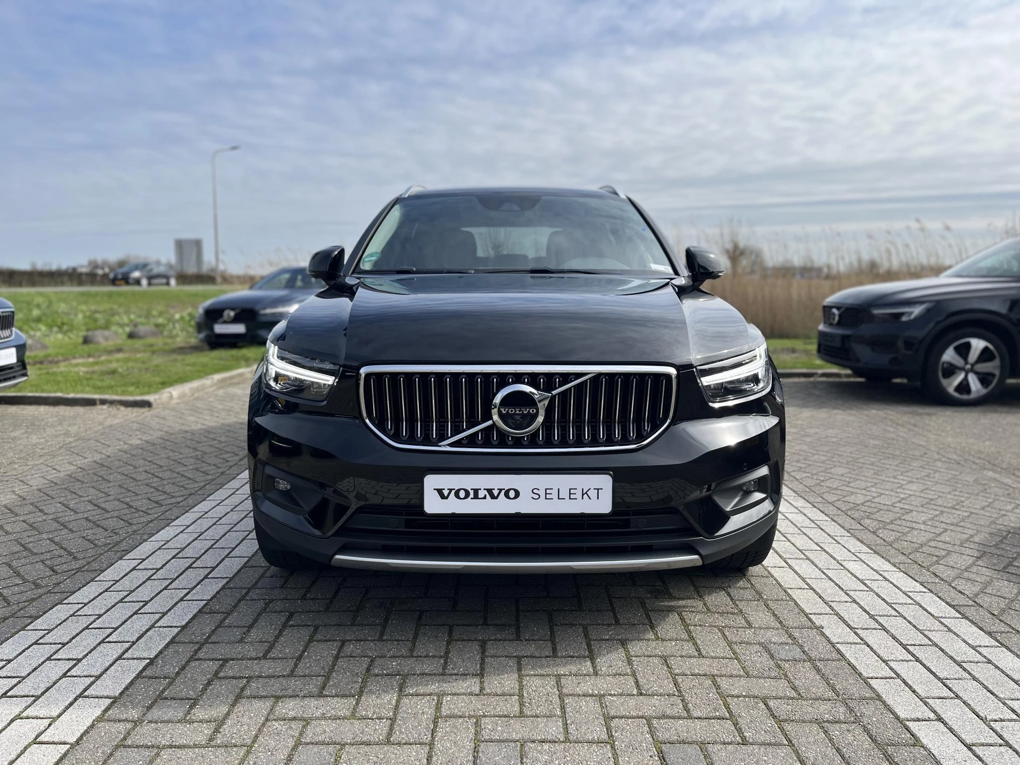 Volvo XC40 T4 Recharge Inscription Expression