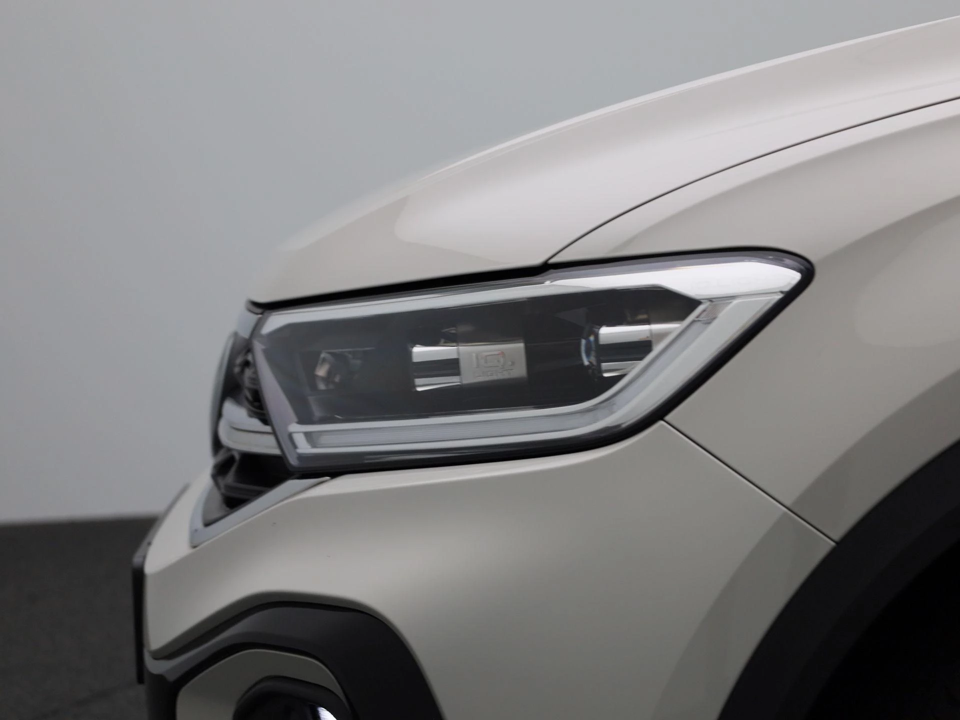 Volkswagen-T-Roc-image-15
