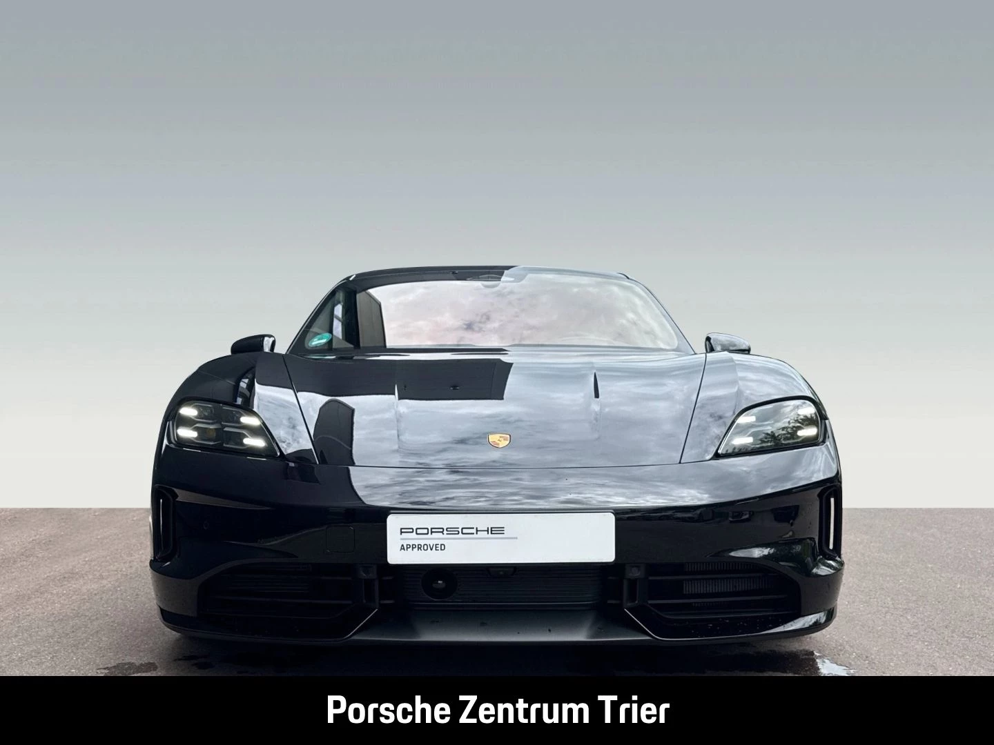 Porsche Taycan Sport Turismo Black Edition HA-Lenkung black edition