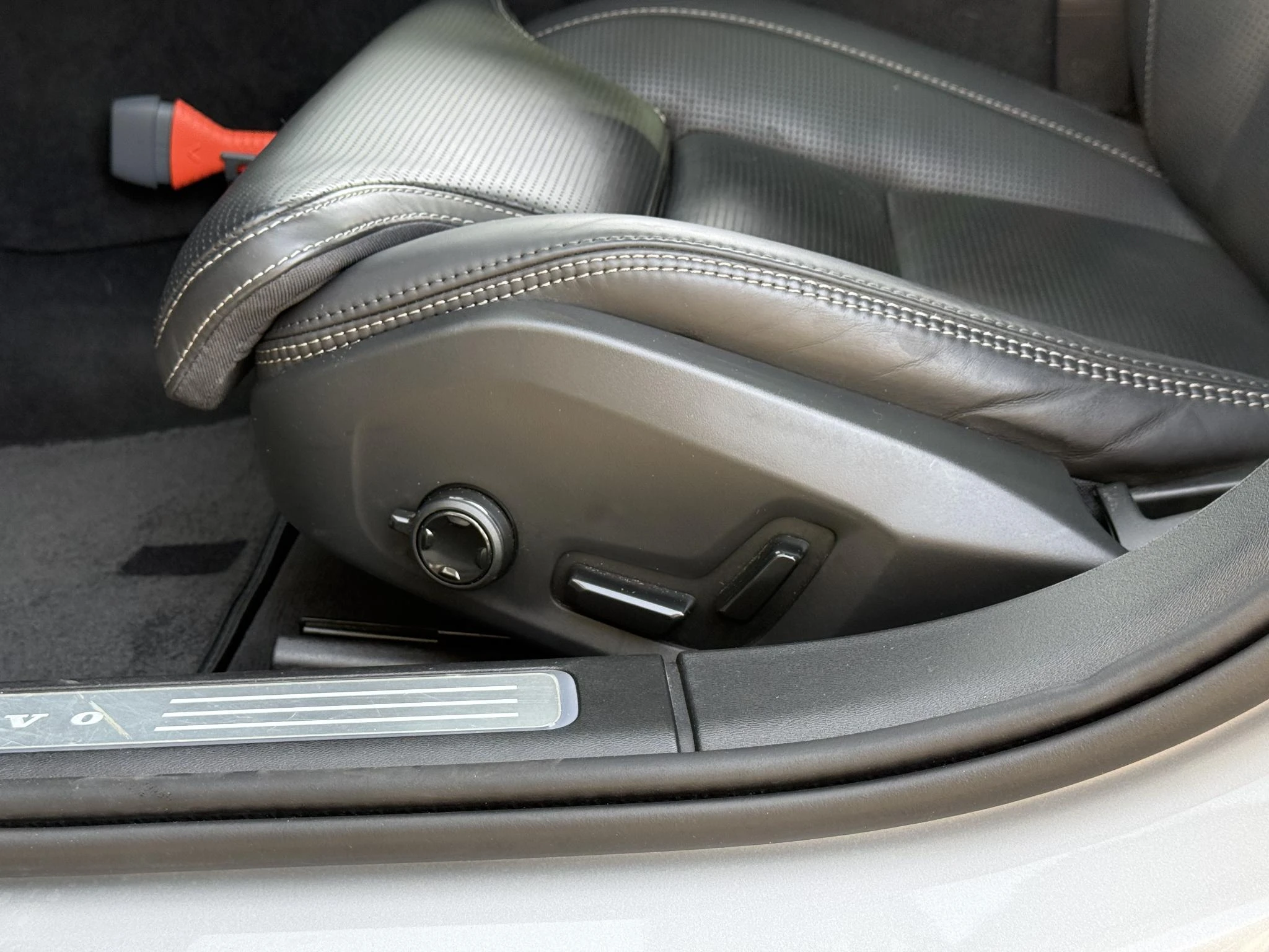 Volvo-V90-image-18