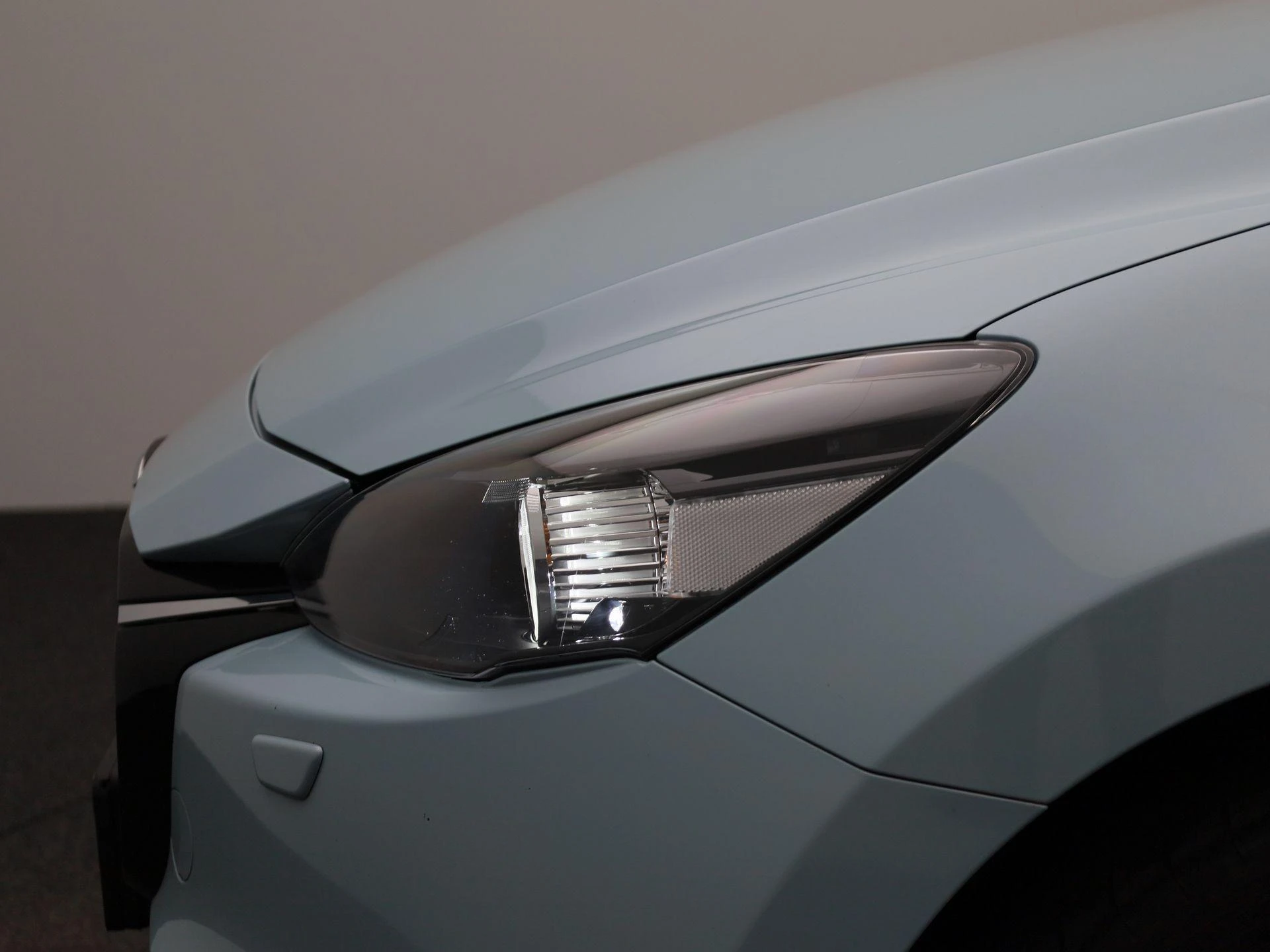 Mazda-2-image-14