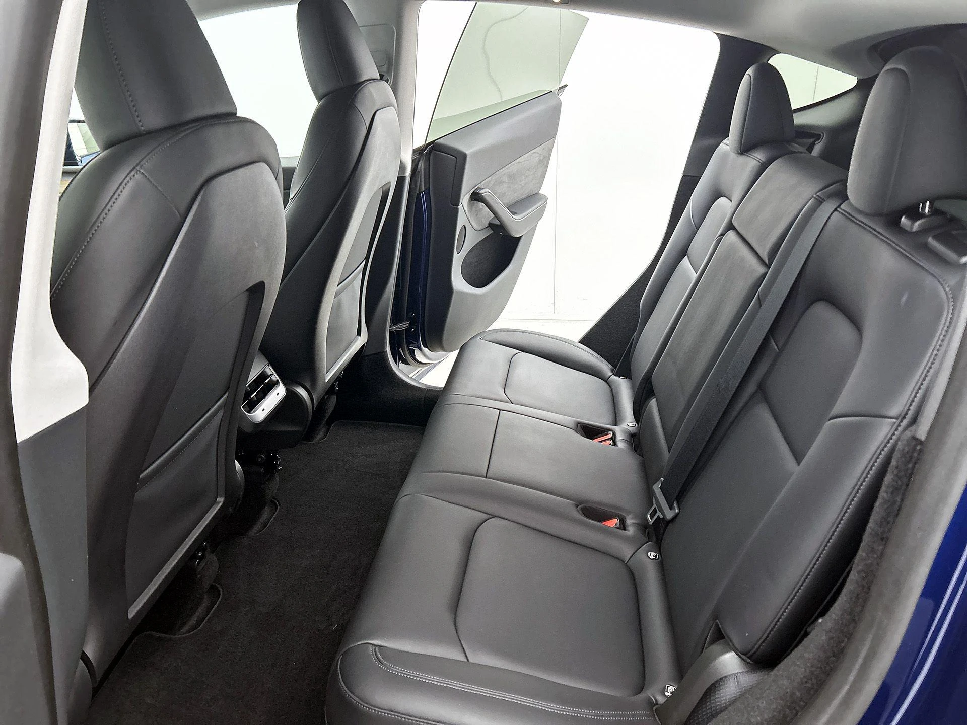 Tesla-Model Y-image-26