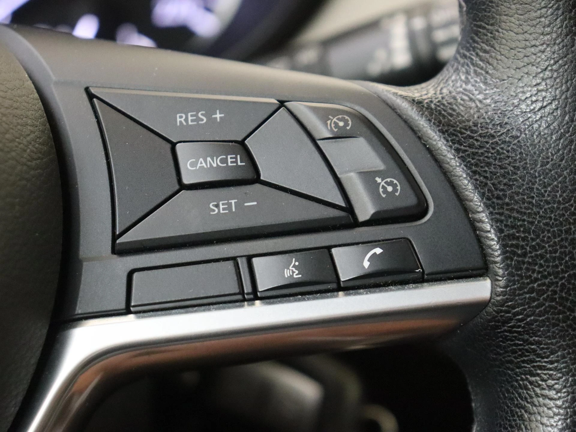 Nissan-Micra-image-12