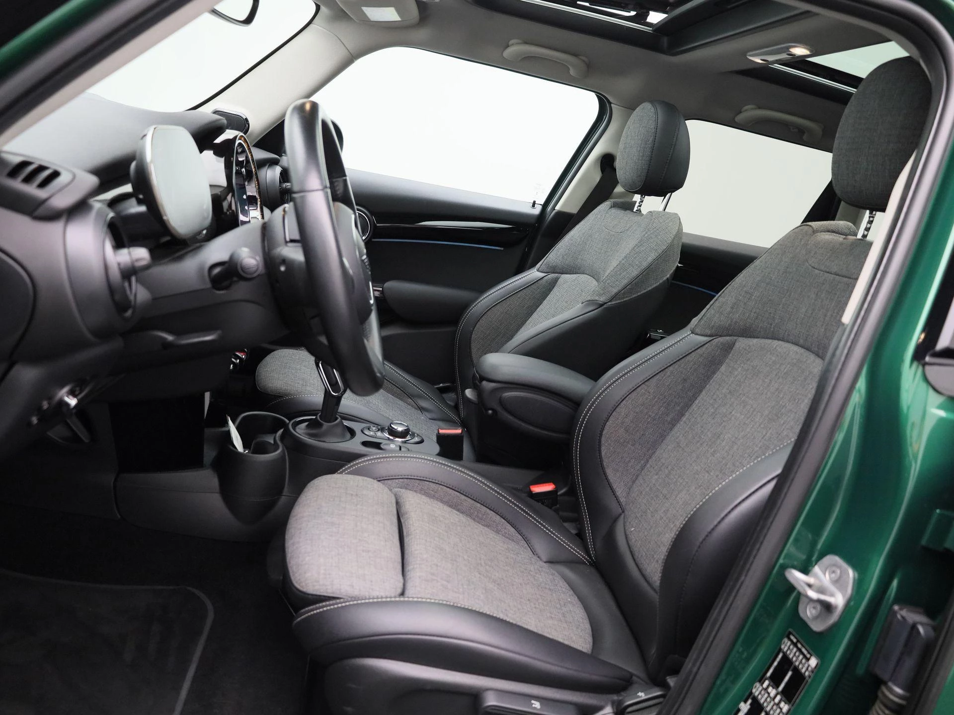 MINI-Cooper S-image-10