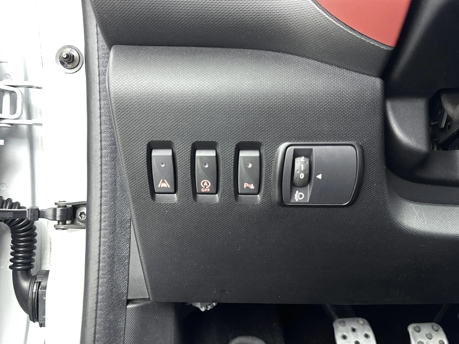 Renault-Twingo-image-19