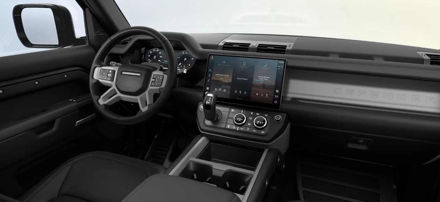 Land Rover-Defender-image-4