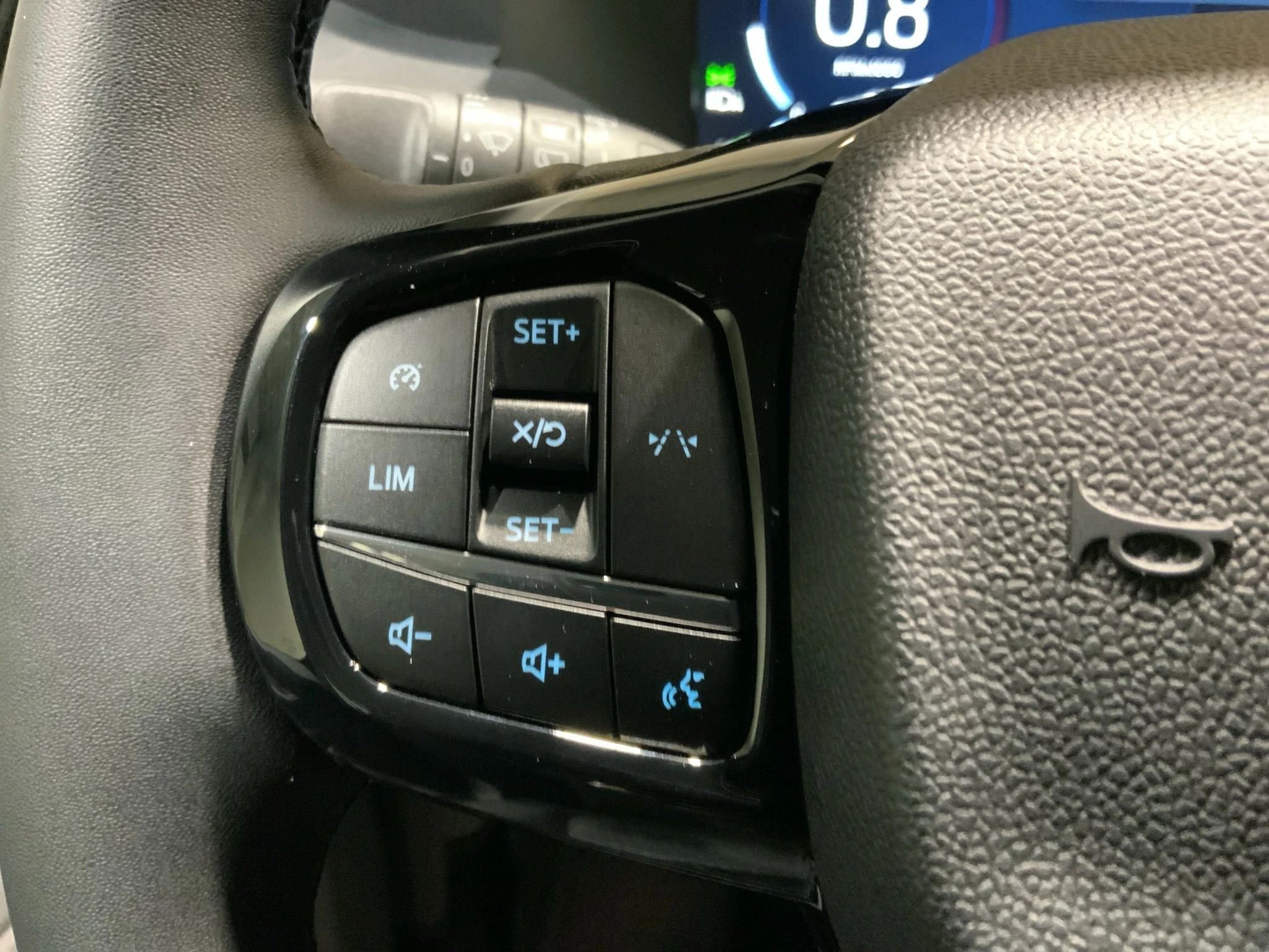 Ford-Transit Custom-image-19