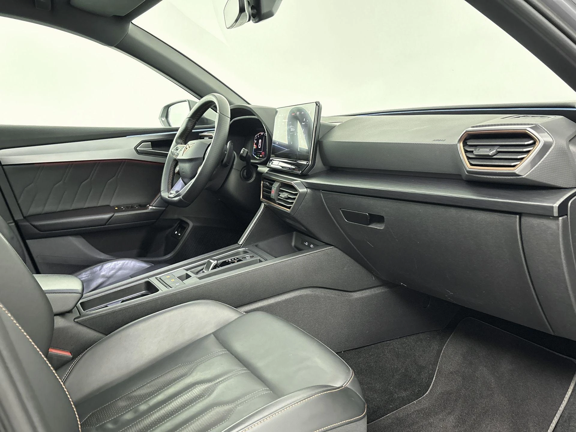 CUPRA-Leon Sportstourer-image-15