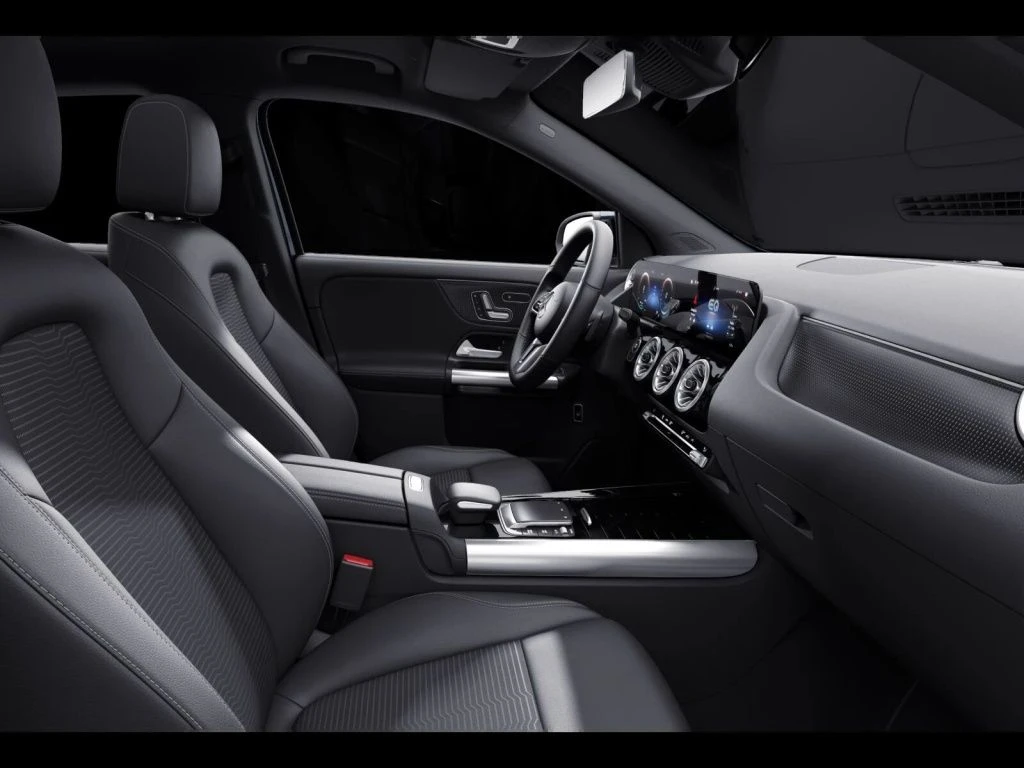 Mercedes-Benz-EQA 250-image-9