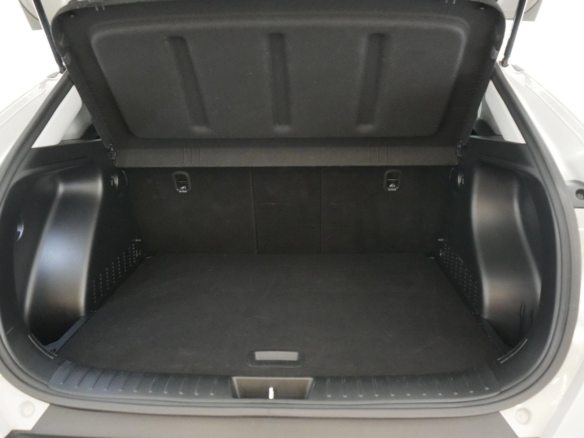 Hyundai-Kona-image-15