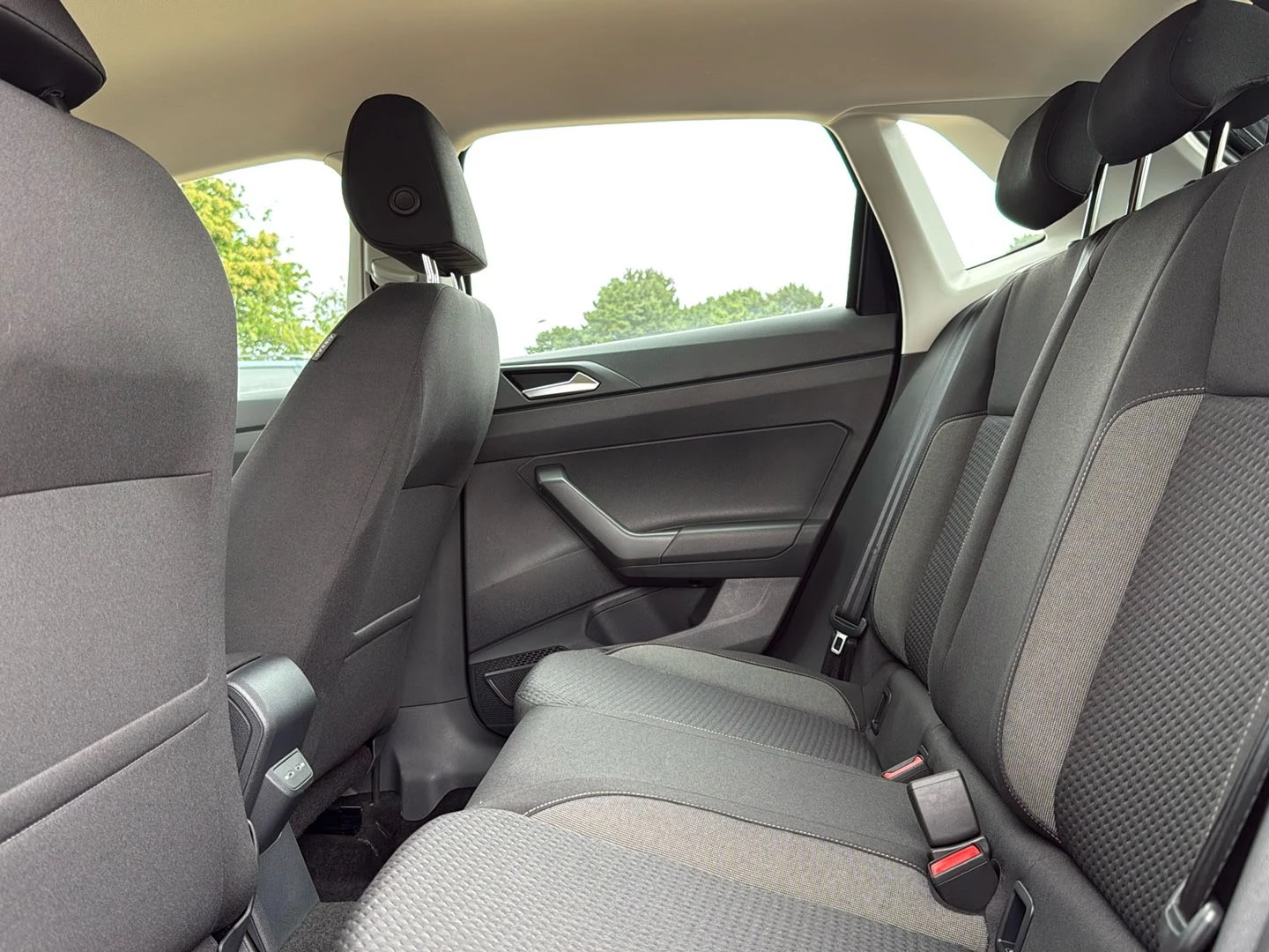 Volkswagen Polo 1.0 TSI Life 5dr