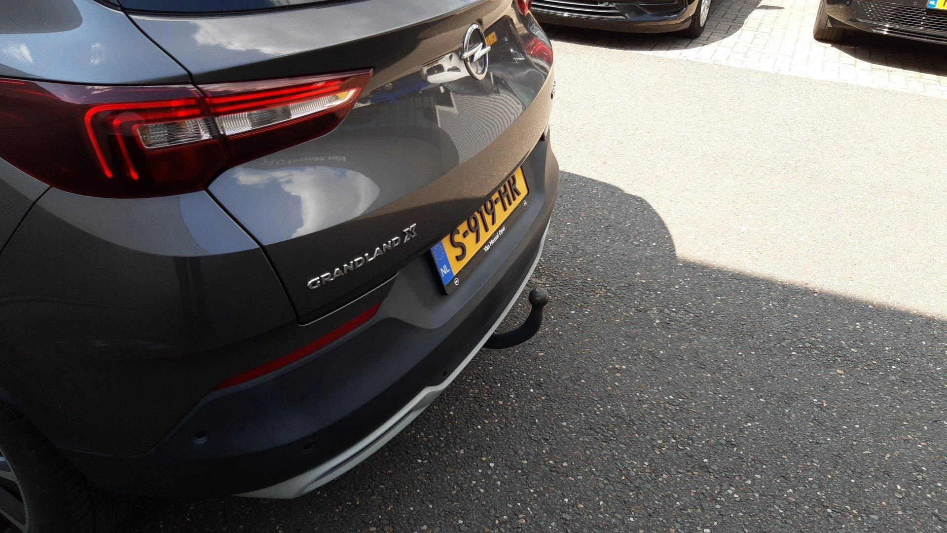 Opel-Grandland X-image-9