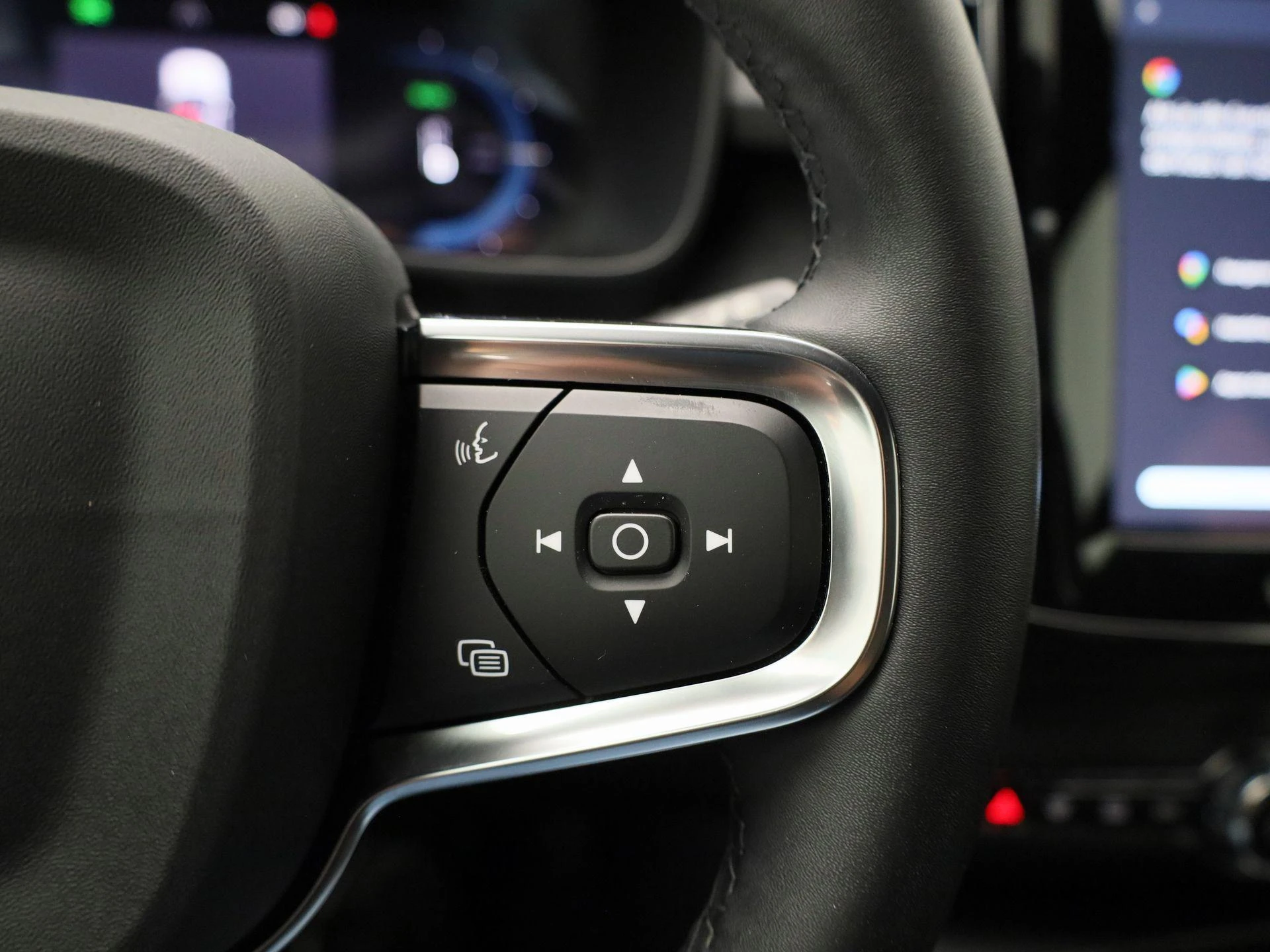Volvo-XC40-image-18