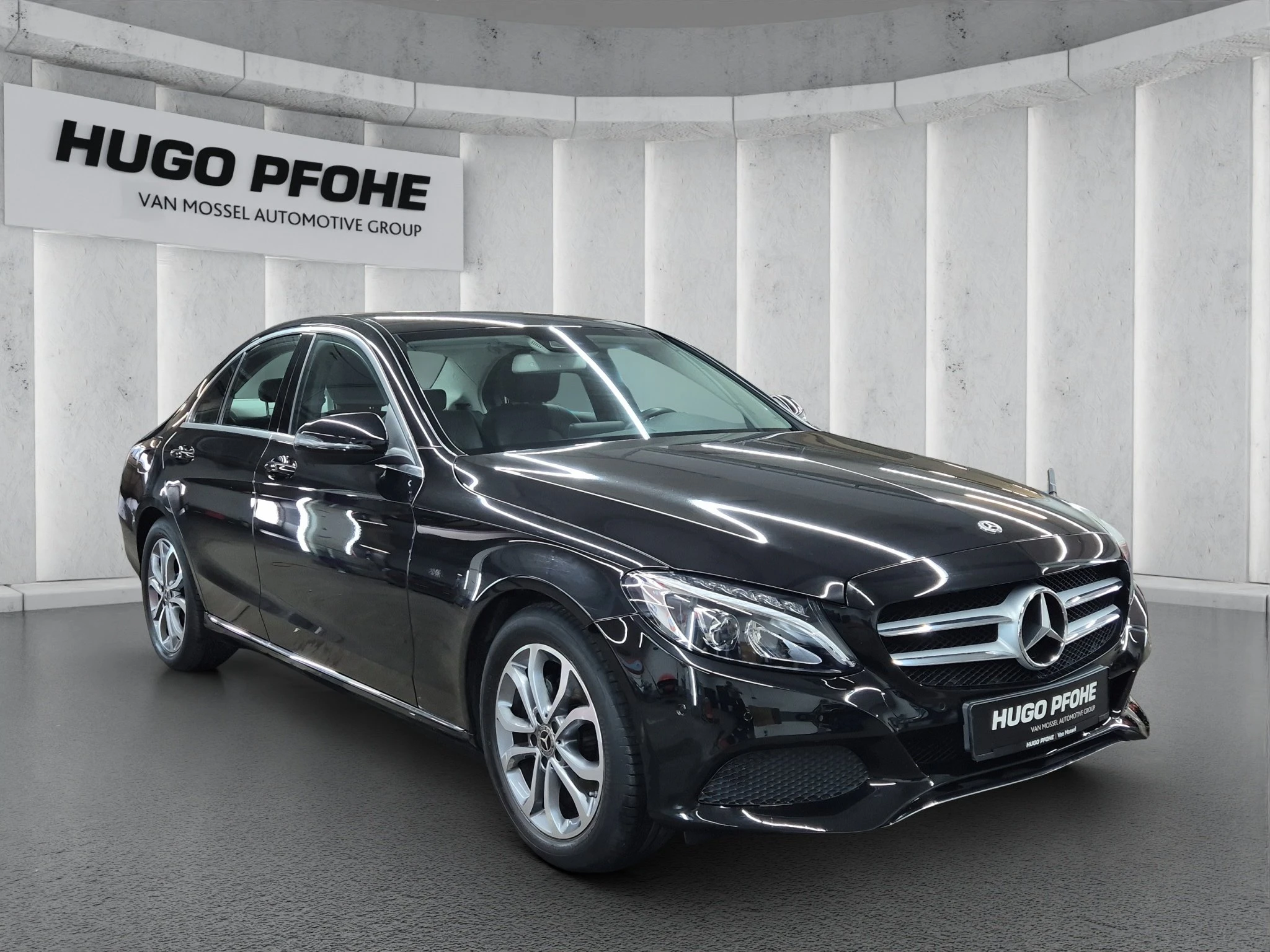 Mercedes-Benz-C-Klasse-image-6