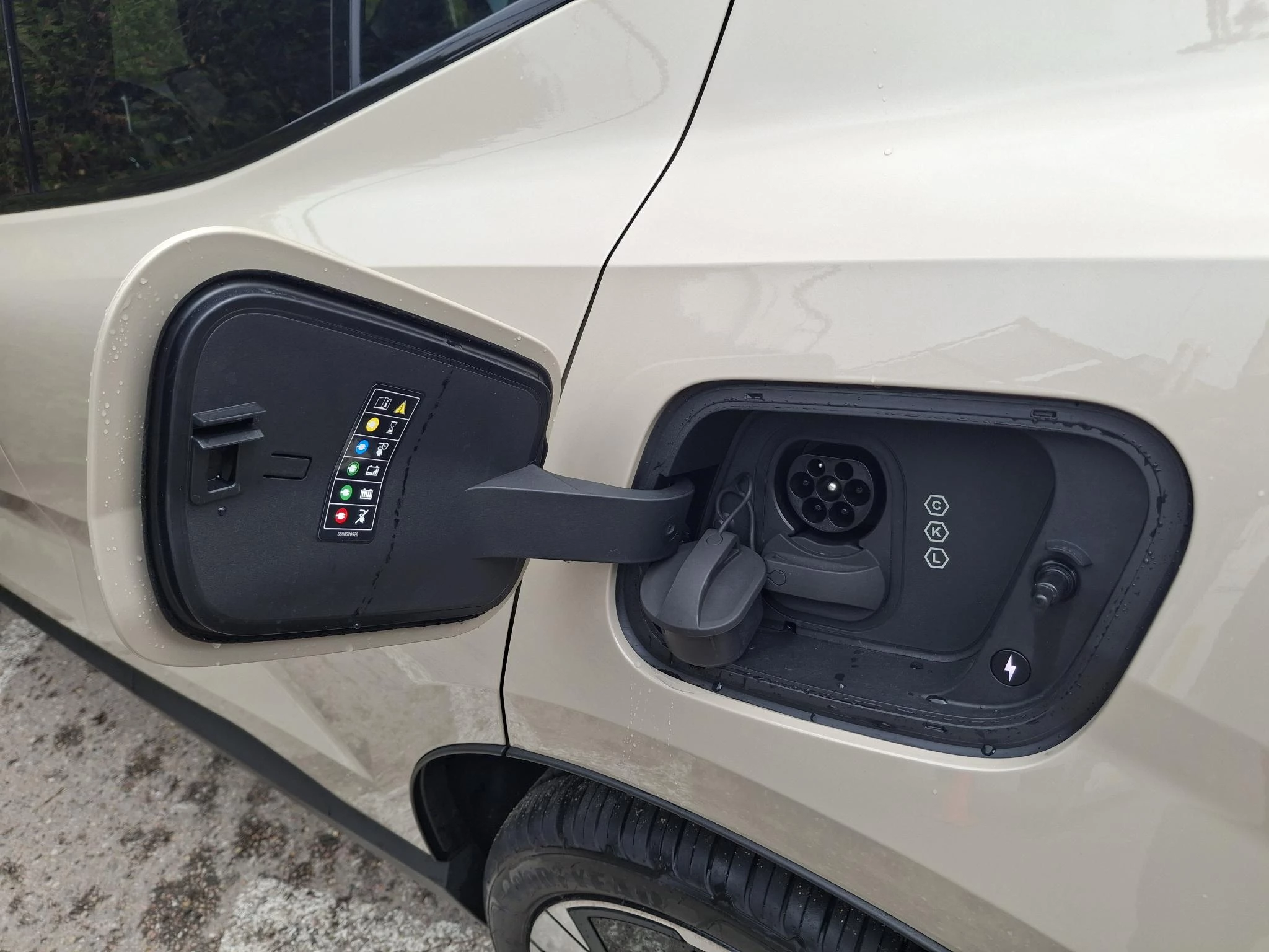 Volvo-EX30-image-31