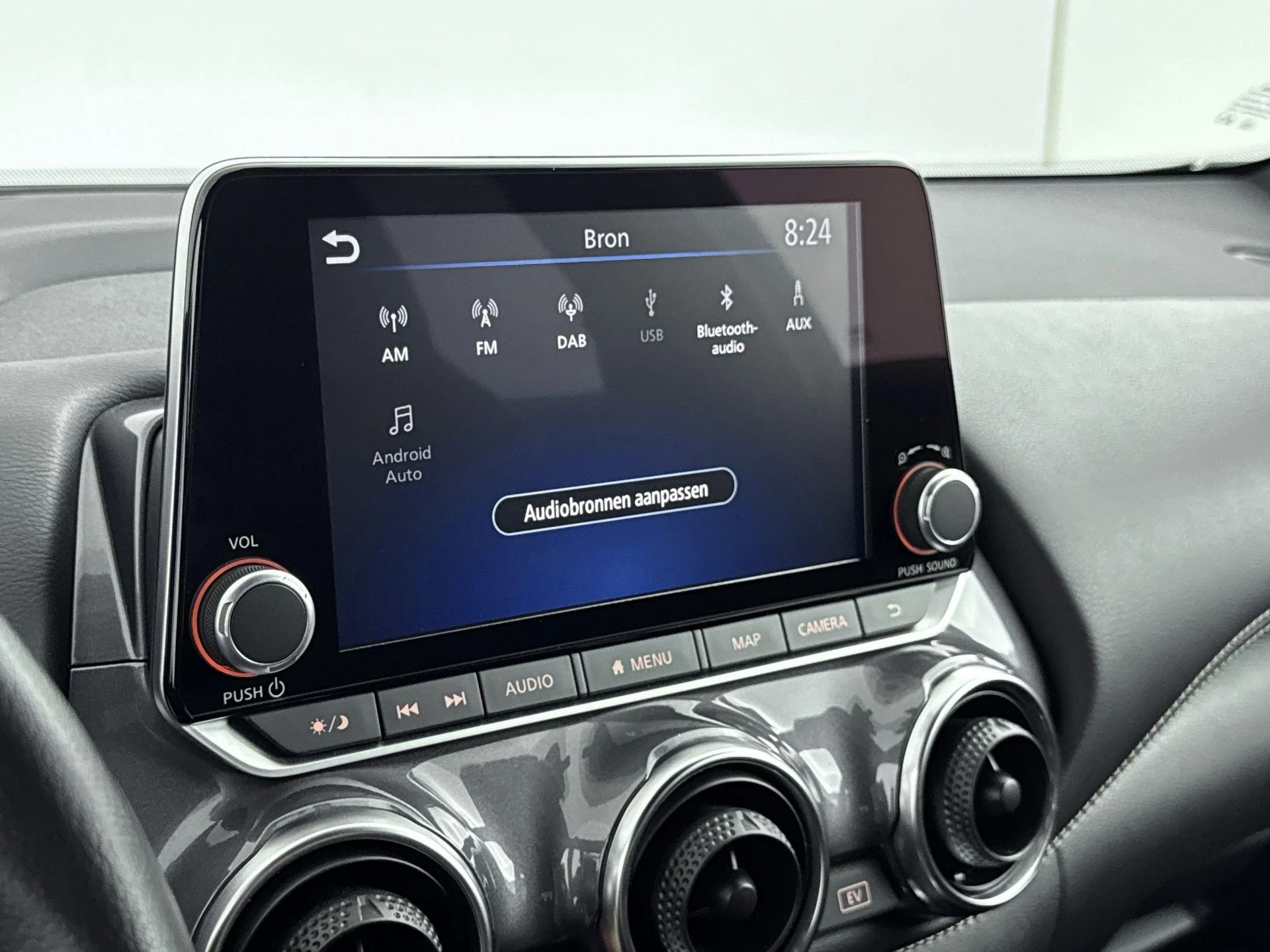 Nissan Juke 1.6 Hybrid N-Connecta 143PK