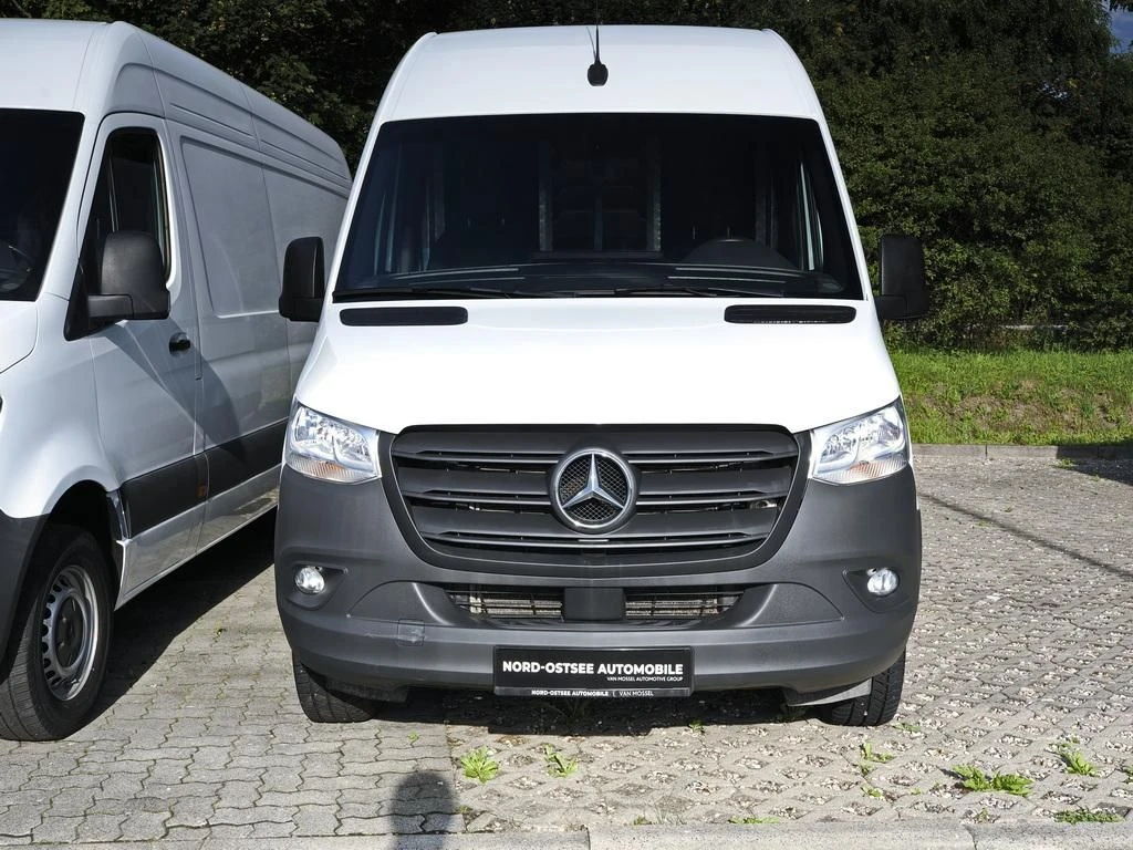 Mercedes-Benz-Sprinter 317-image-3