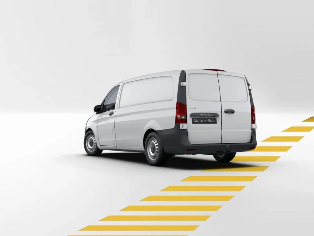 Mercedes-Benz-Vito 110-image-4