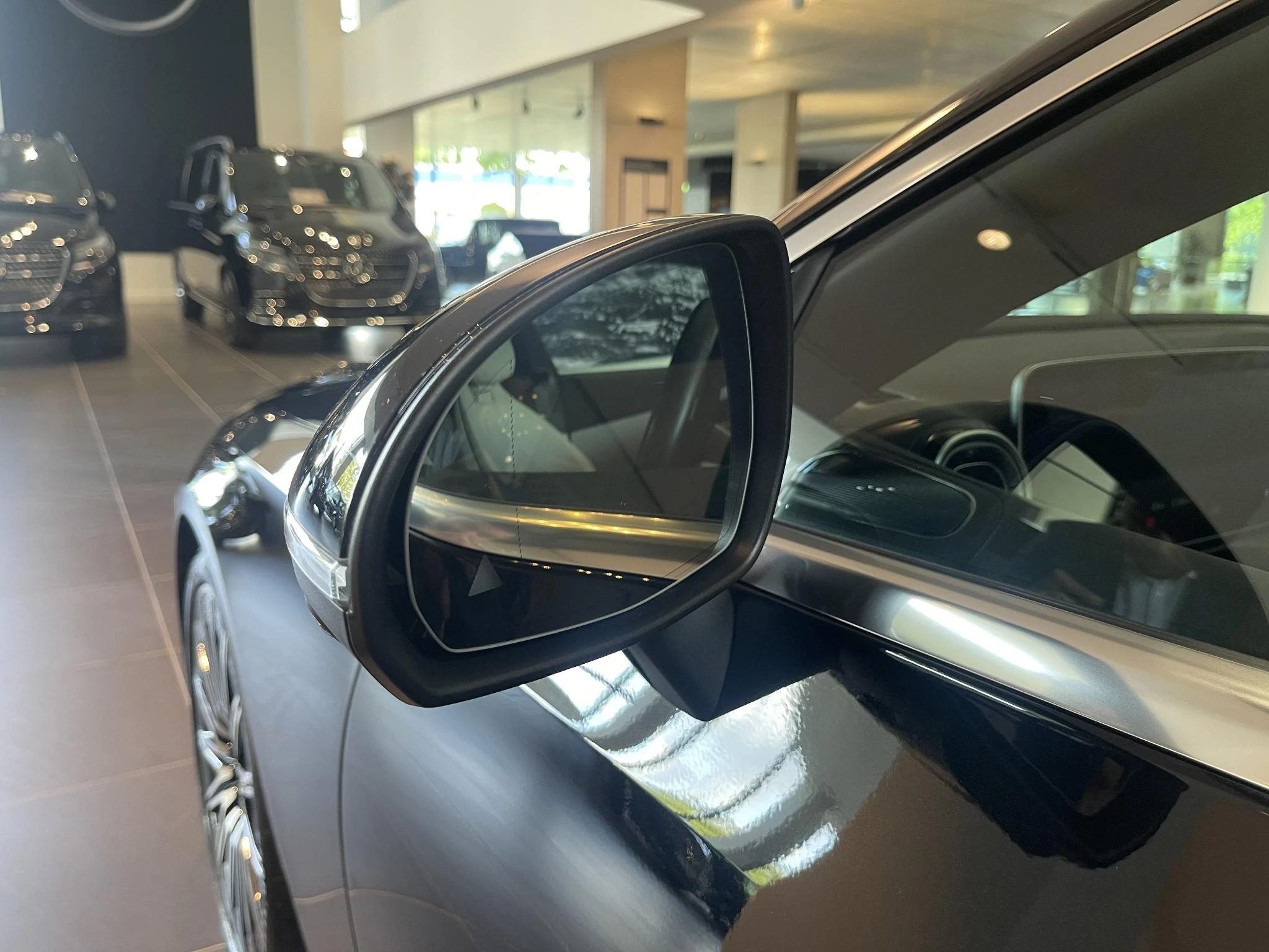 Mercedes-Benz CLE 200 AMG Line Coupé + LEDER + PANO DAK + BURMESTER + SURROUND VIEW +