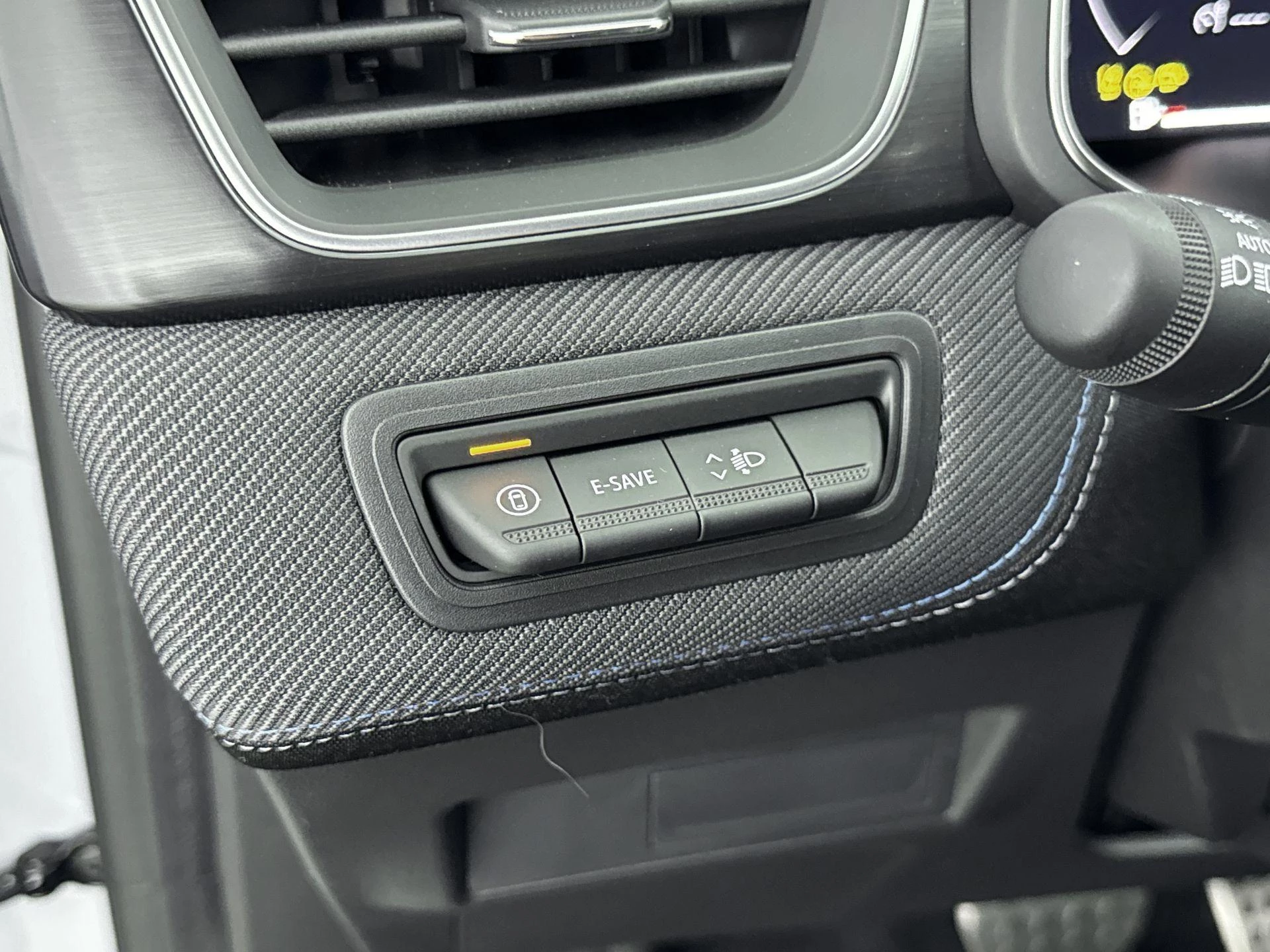 Renault-Captur-image-23