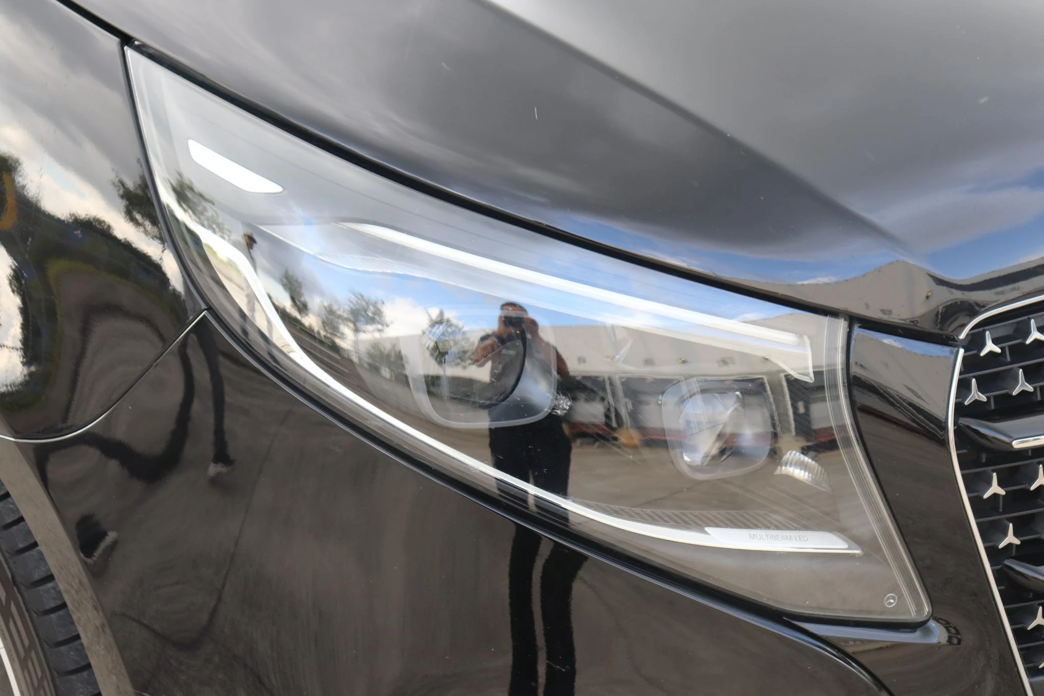 Mercedes-Benz-V-Klasse-image-17