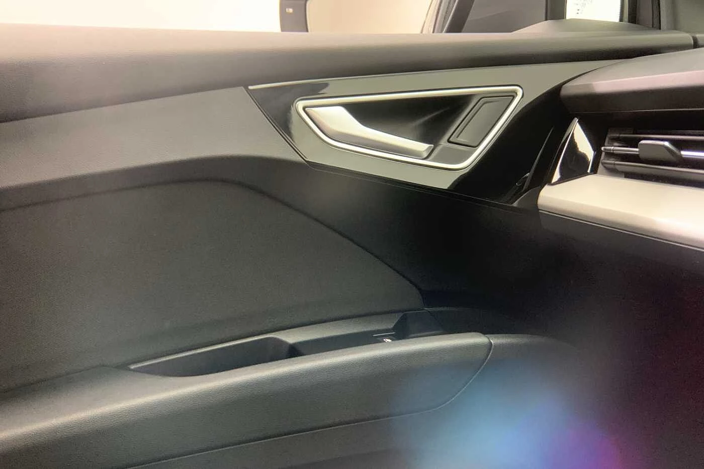 Audi-Q4 e-tron-image-26