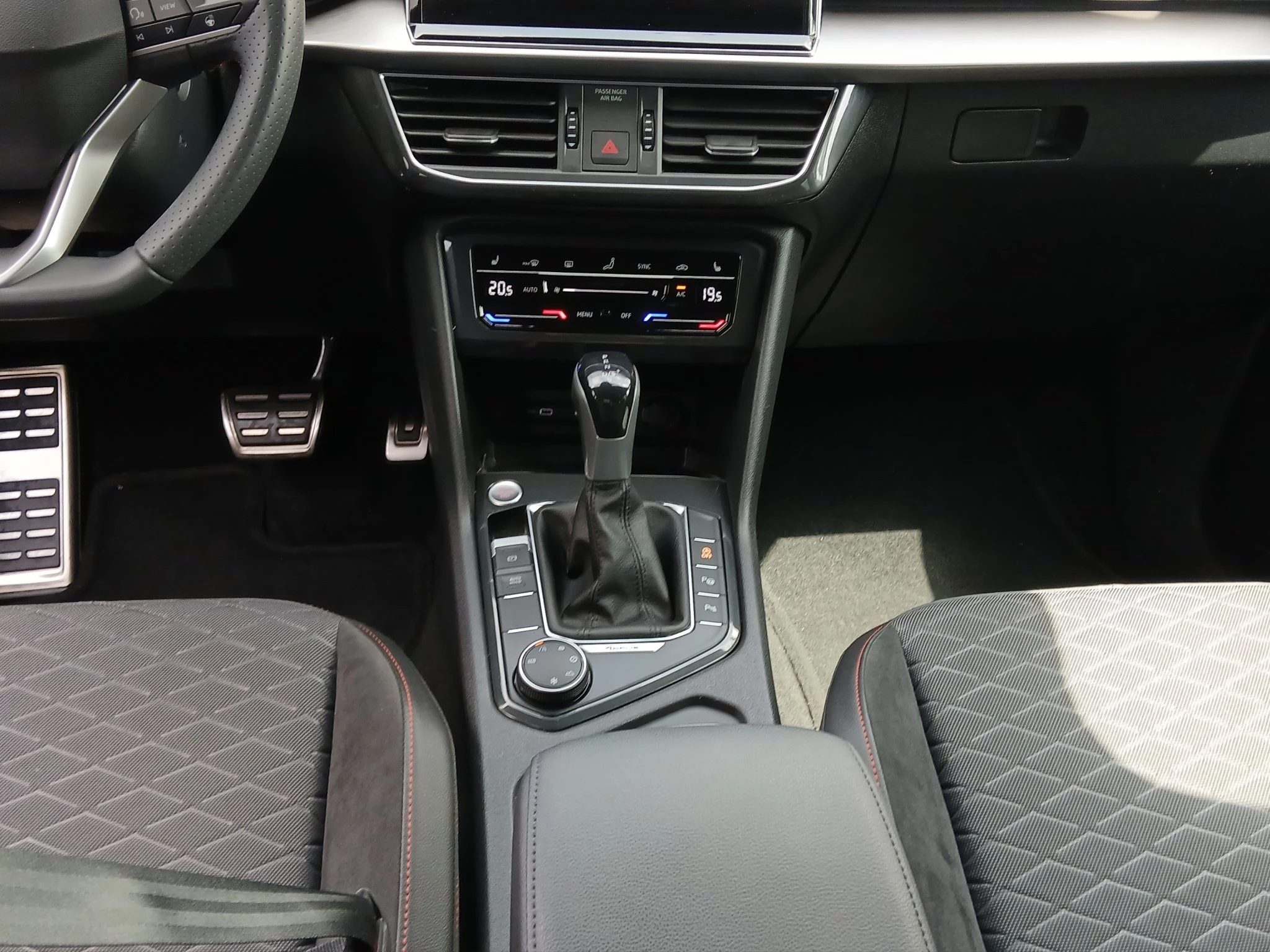 SEAT Tarraco 2.0 TSI FR 4Drive AUT | LED | NAVI | ACC | KAM