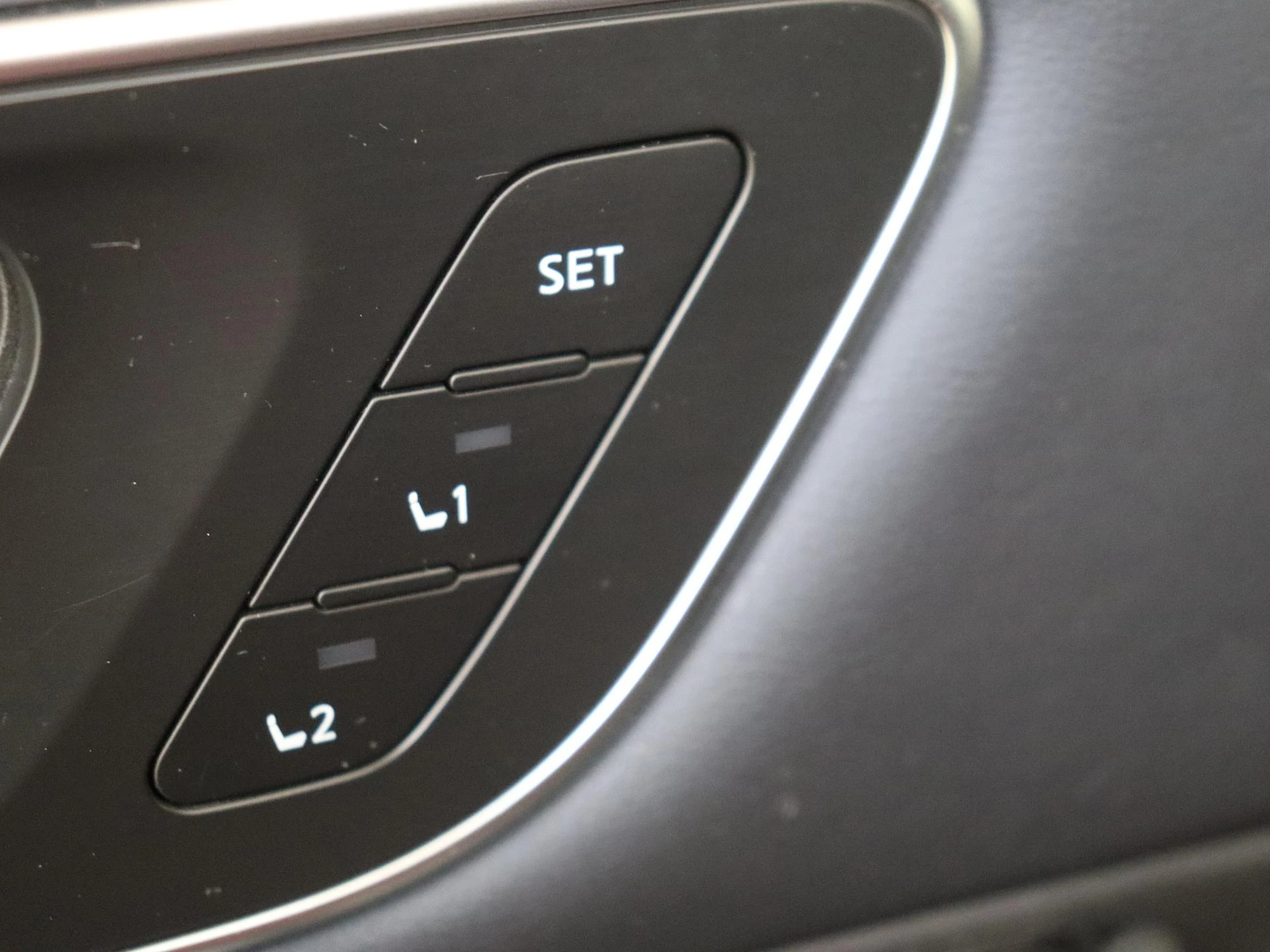 Nissan-QASHQAI-image-27