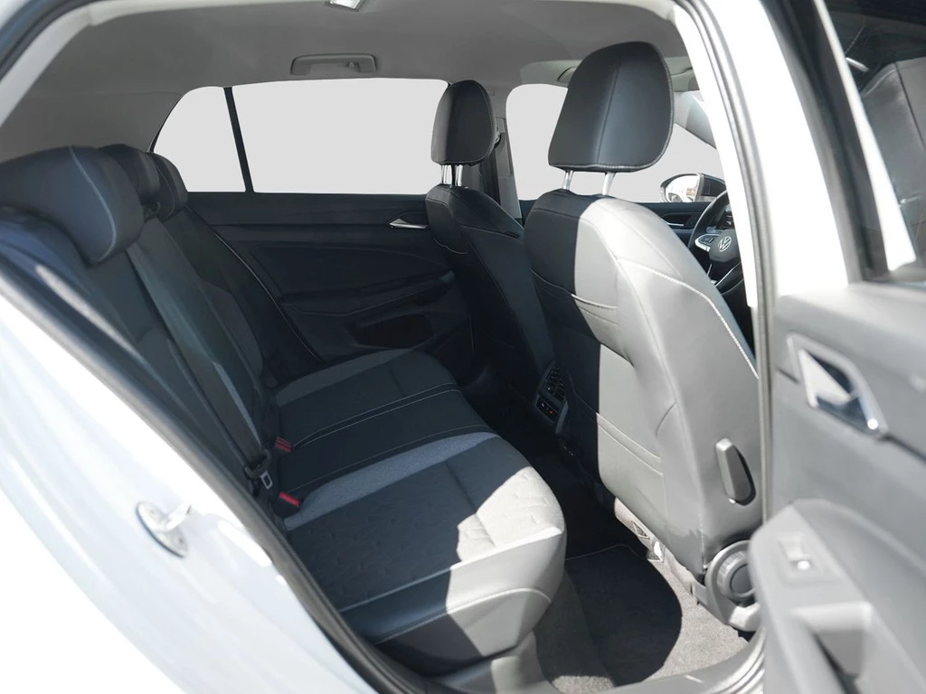 Volkswagen Golf VIII 1.5 TSI GOAL /LED/Navi/AHK/ACC/RFK