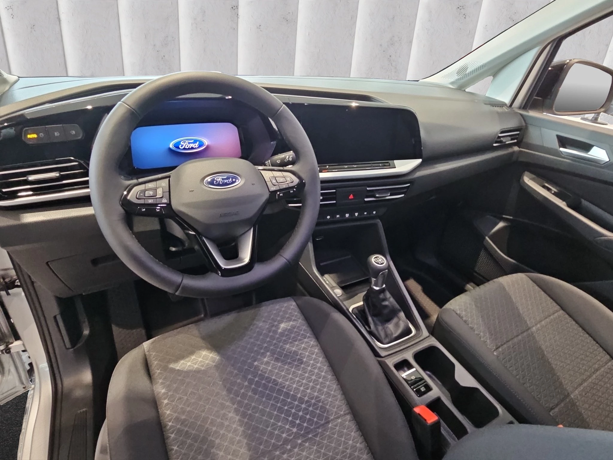 Ford-Transit Connect-image-11