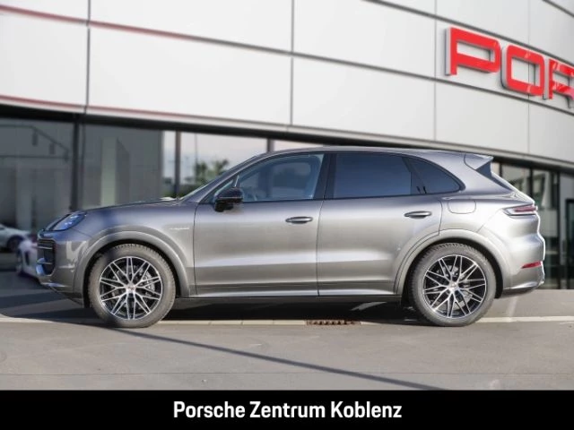 Porsche Cayenne E-Hybrid Black Edition black edition