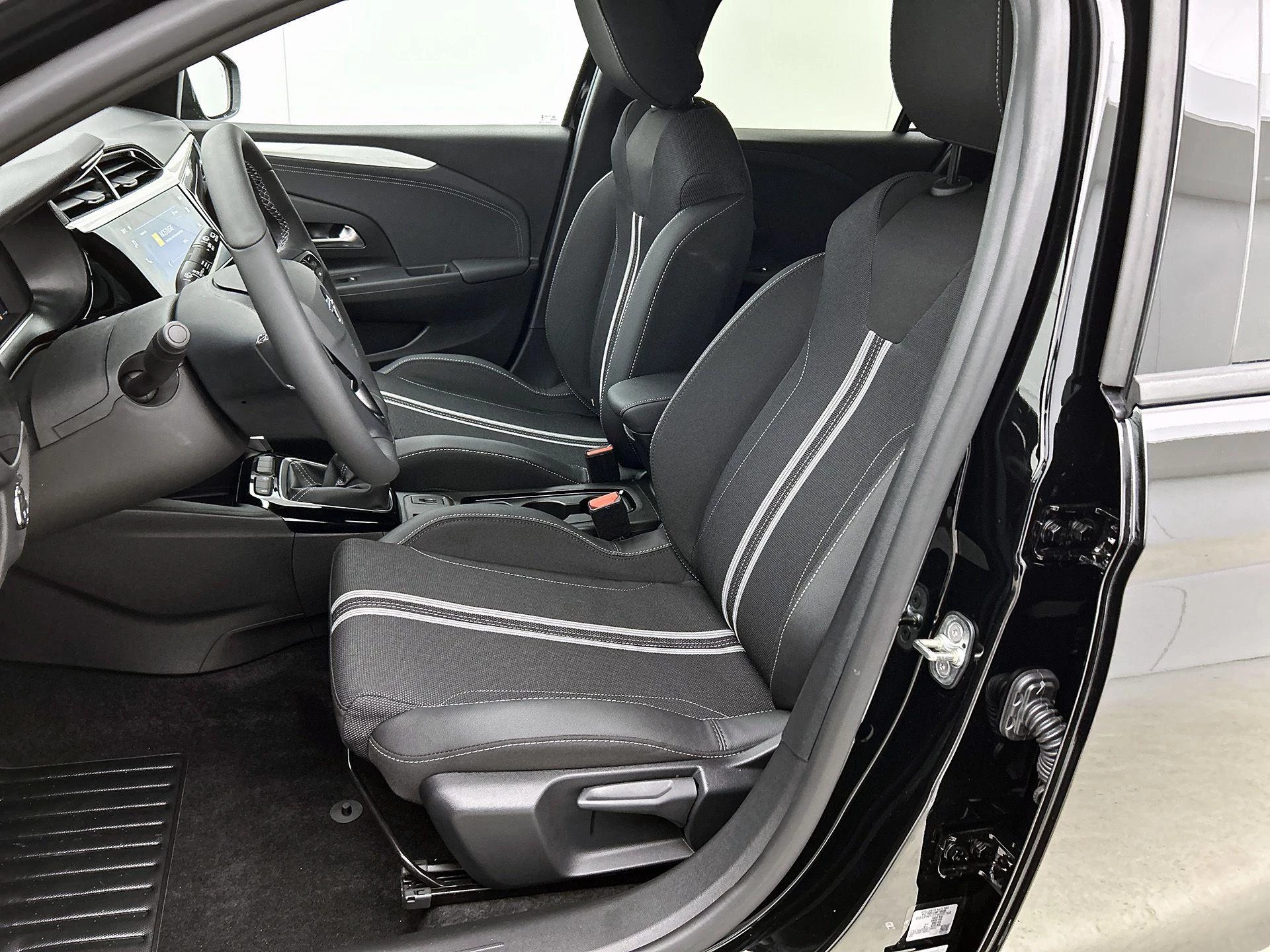 Opel Corsa 1.2 Turbo Yes