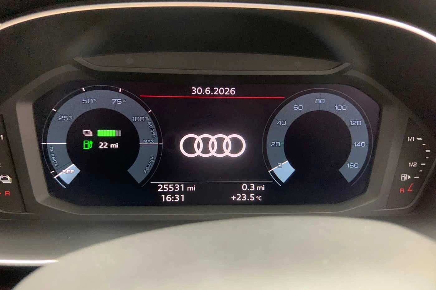 Audi-Q3-image-14